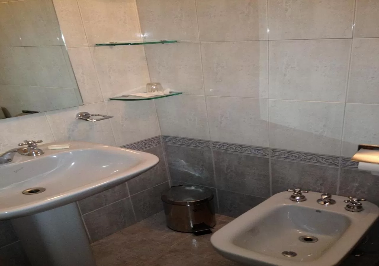 Bathroom in Hotel Europa