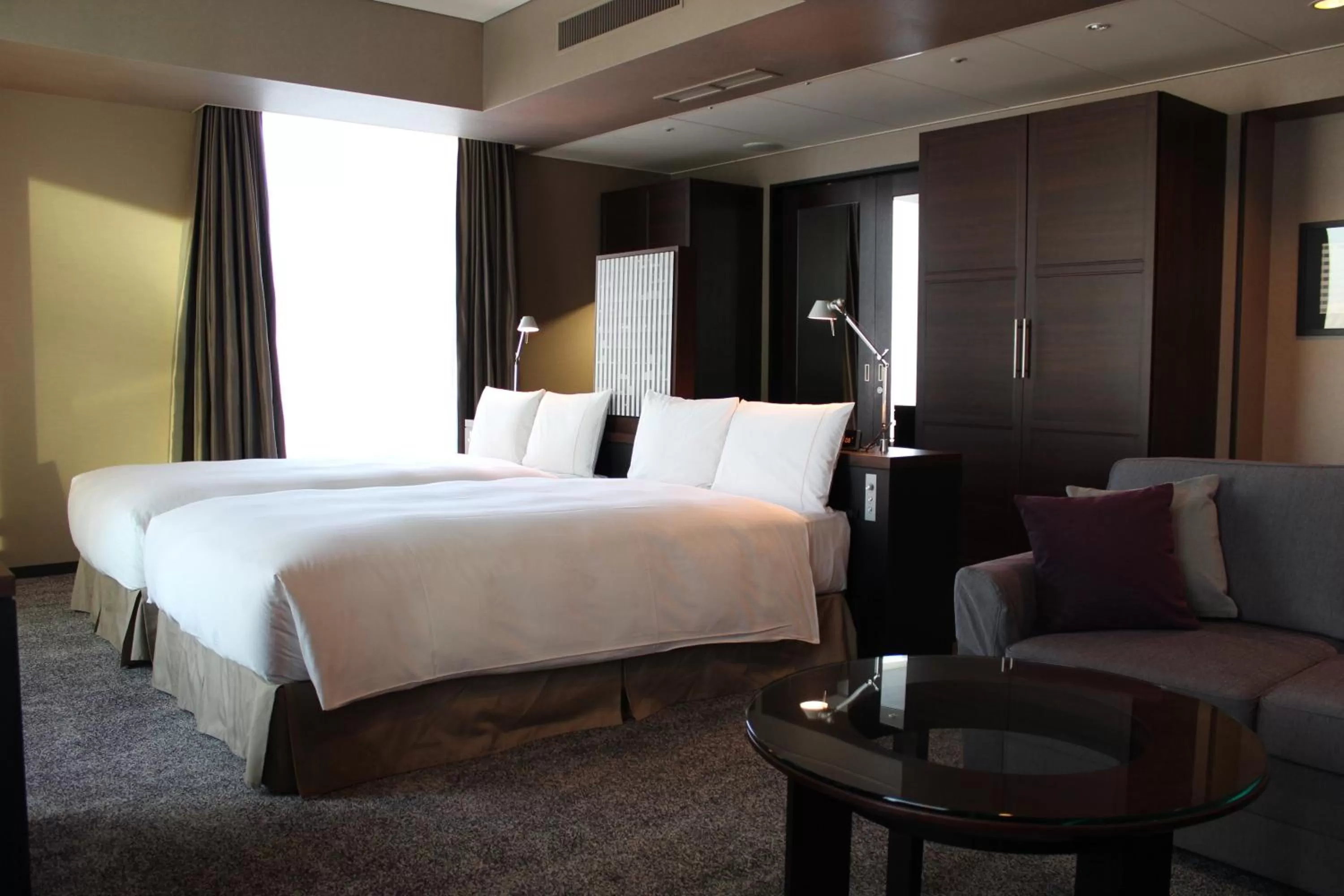 Photo of the whole room, Bed in The Royal Park Hotel Iconic Tokyo Shiodome