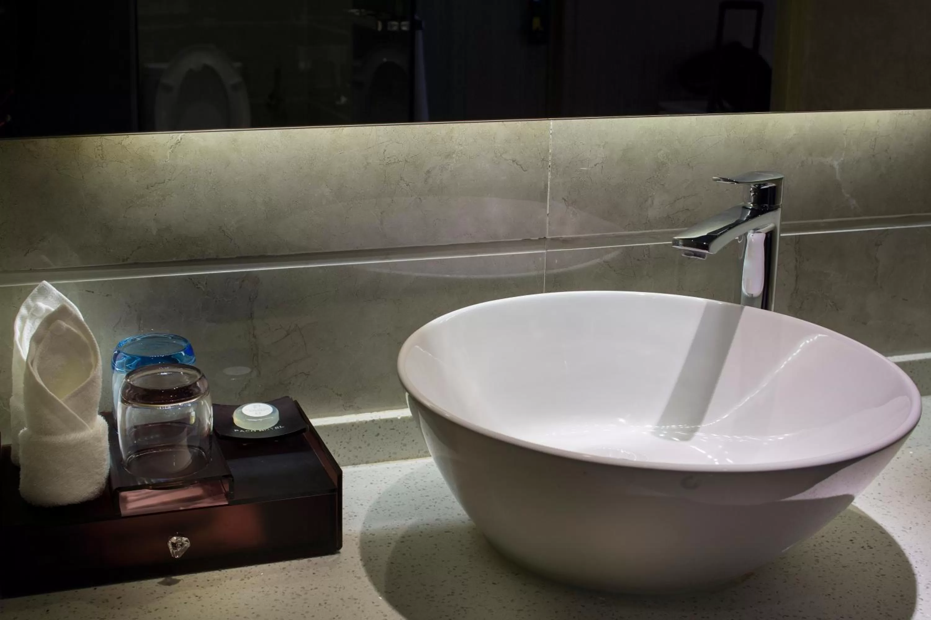 Decorative detail, Bathroom in Paco Hotel Tiyuxilu Metro Guangzhou-Free Shuttle Bus fir Canton Fair