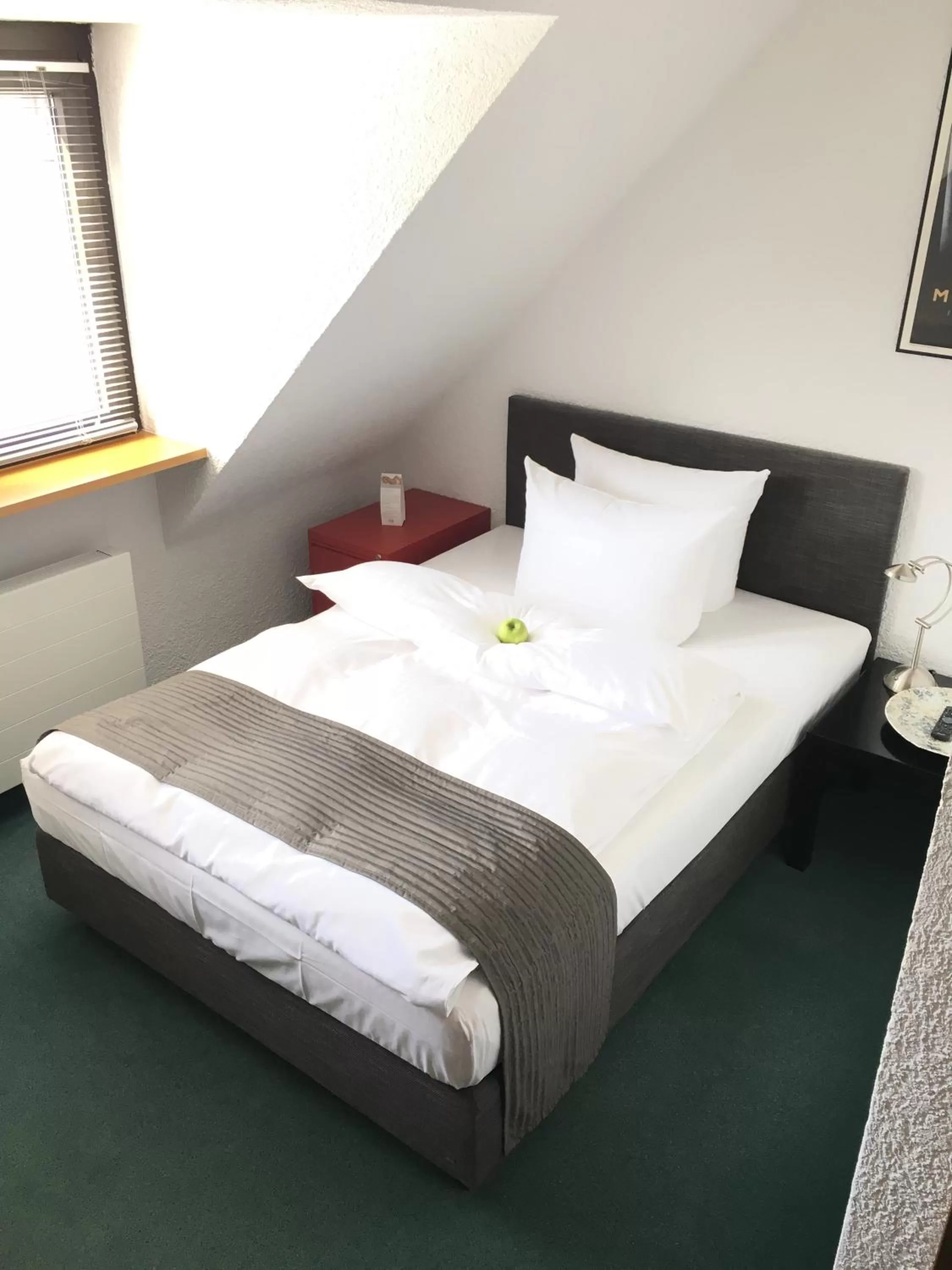 Bed in Hotel Heymann