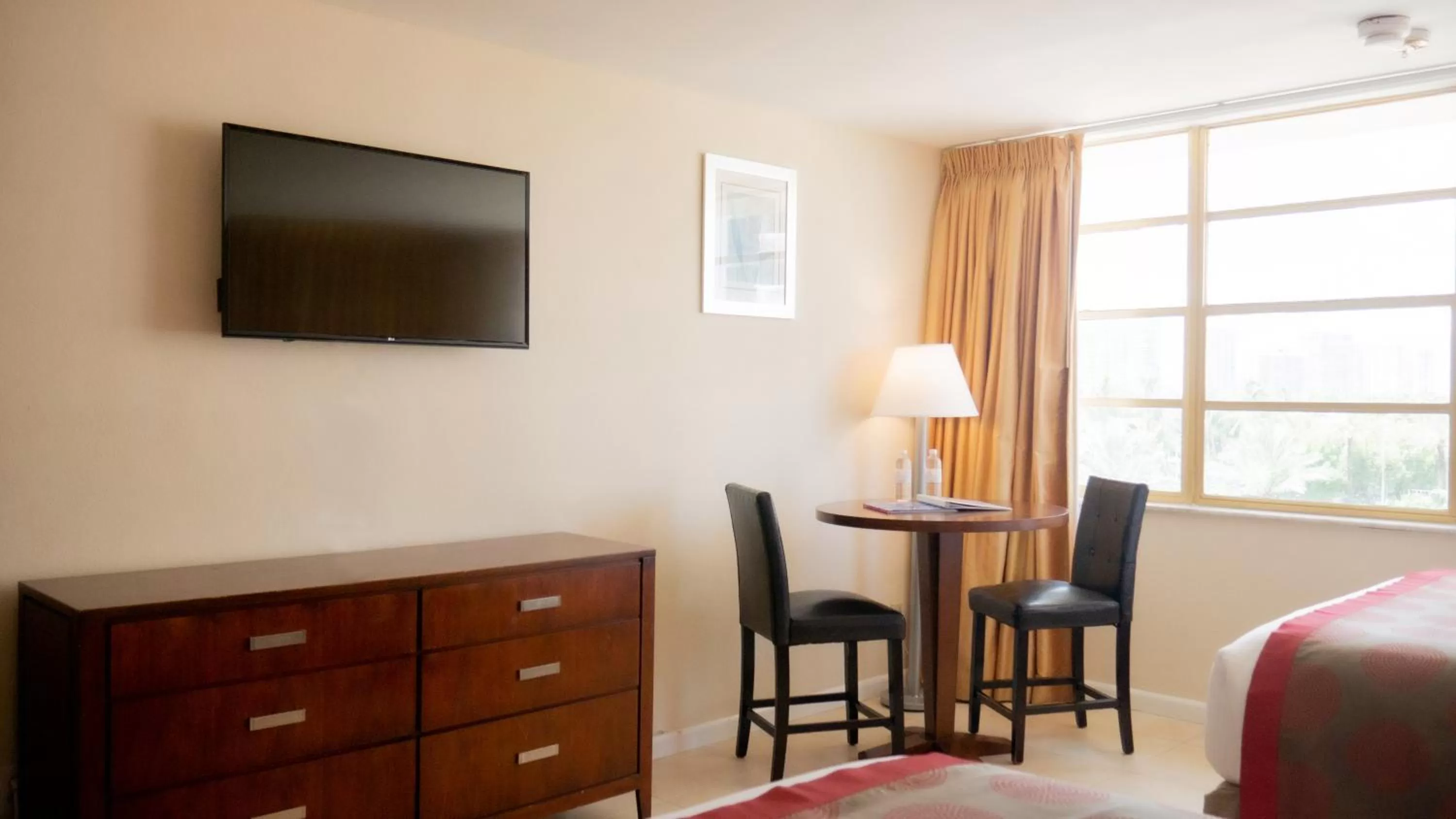 Bed in Ramada Plaza by Wyndham Marco Polo Beach Resort