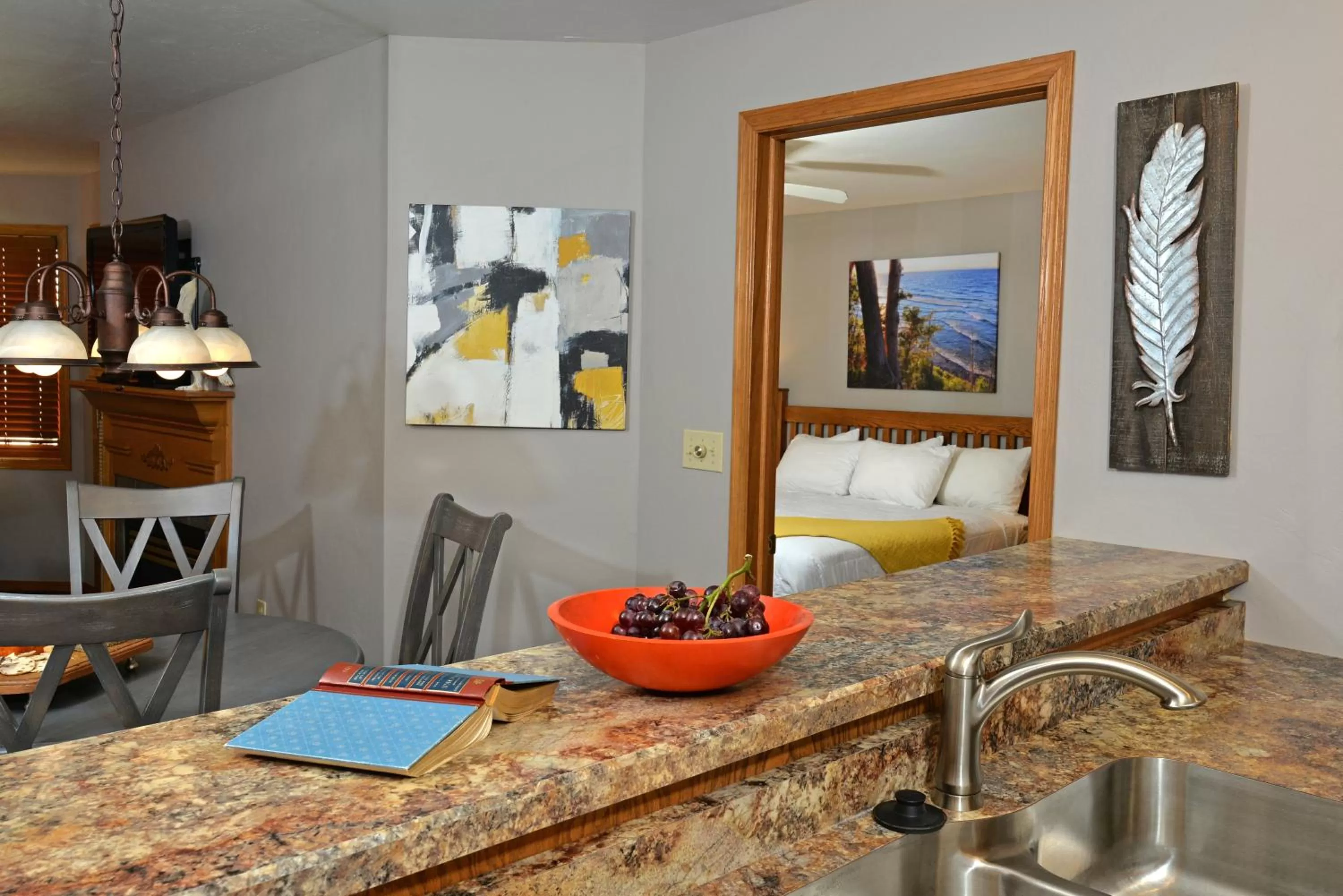 Living room in Westwood Shores Waterfront Resort
