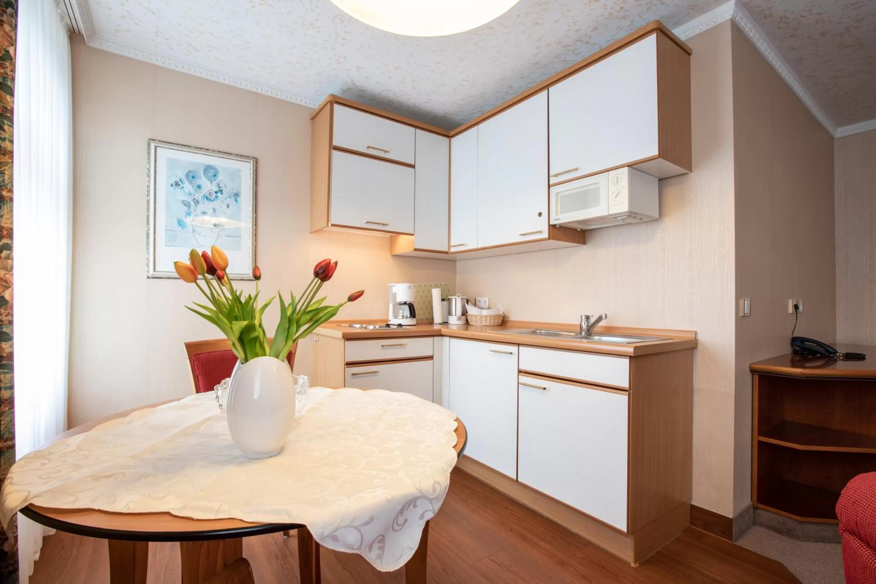 Kitchen or kitchenette in Aparthotel Hohenzollern