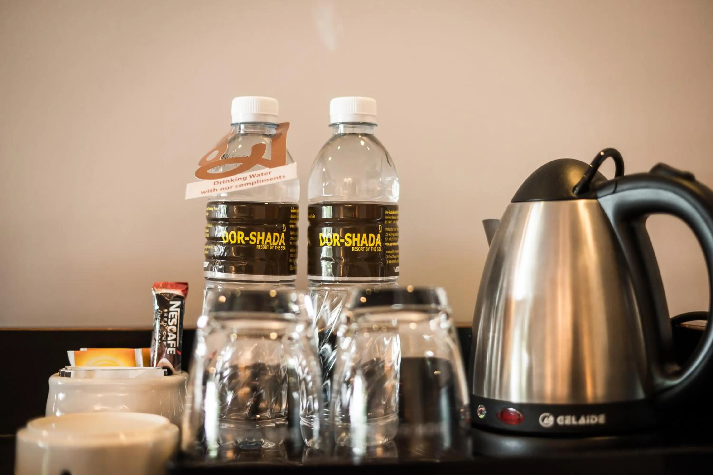 Coffee/tea facilities in Dor-Shada Resort By The Sea