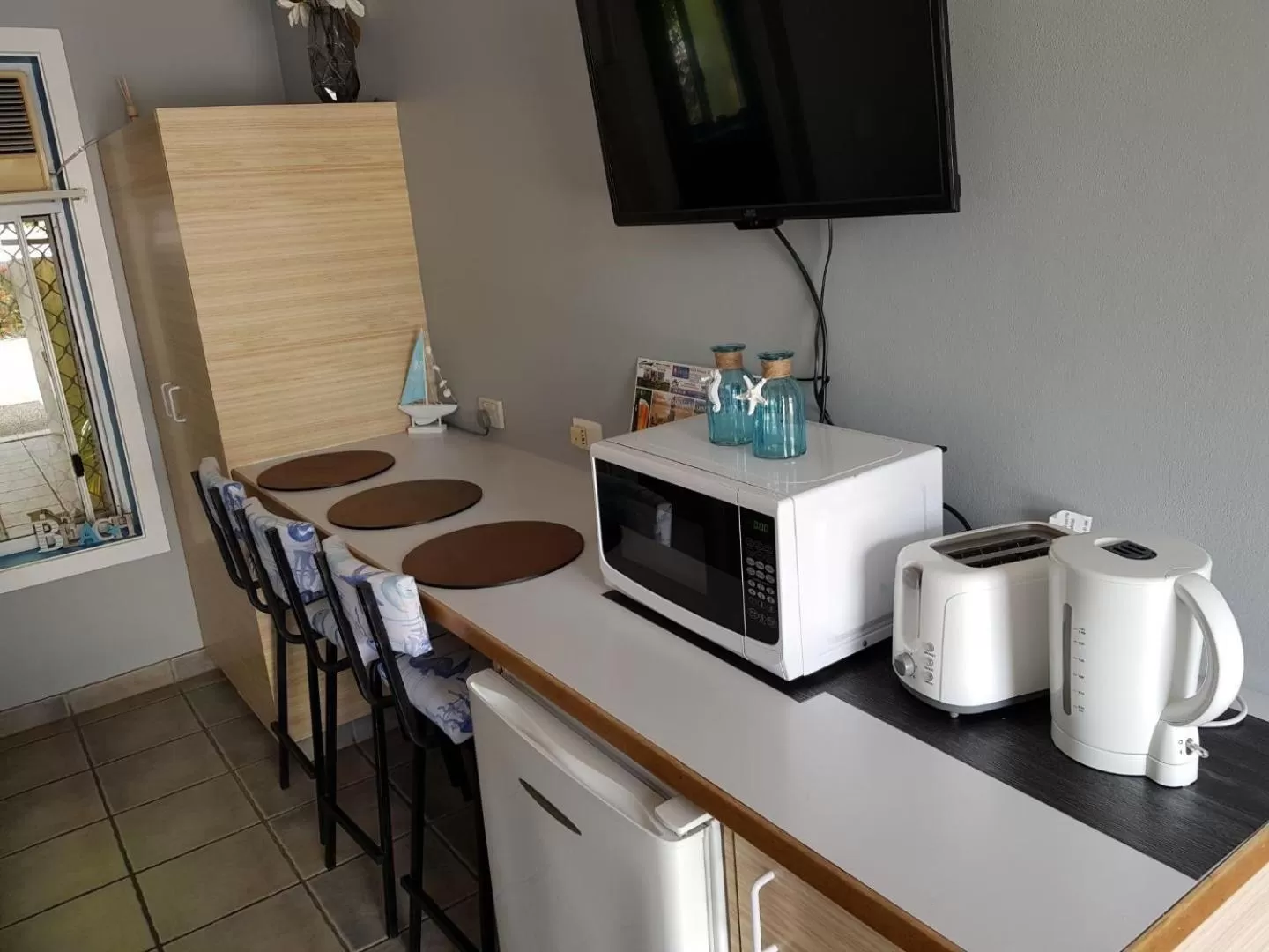 Coffee/tea facilities in Limassol Motel