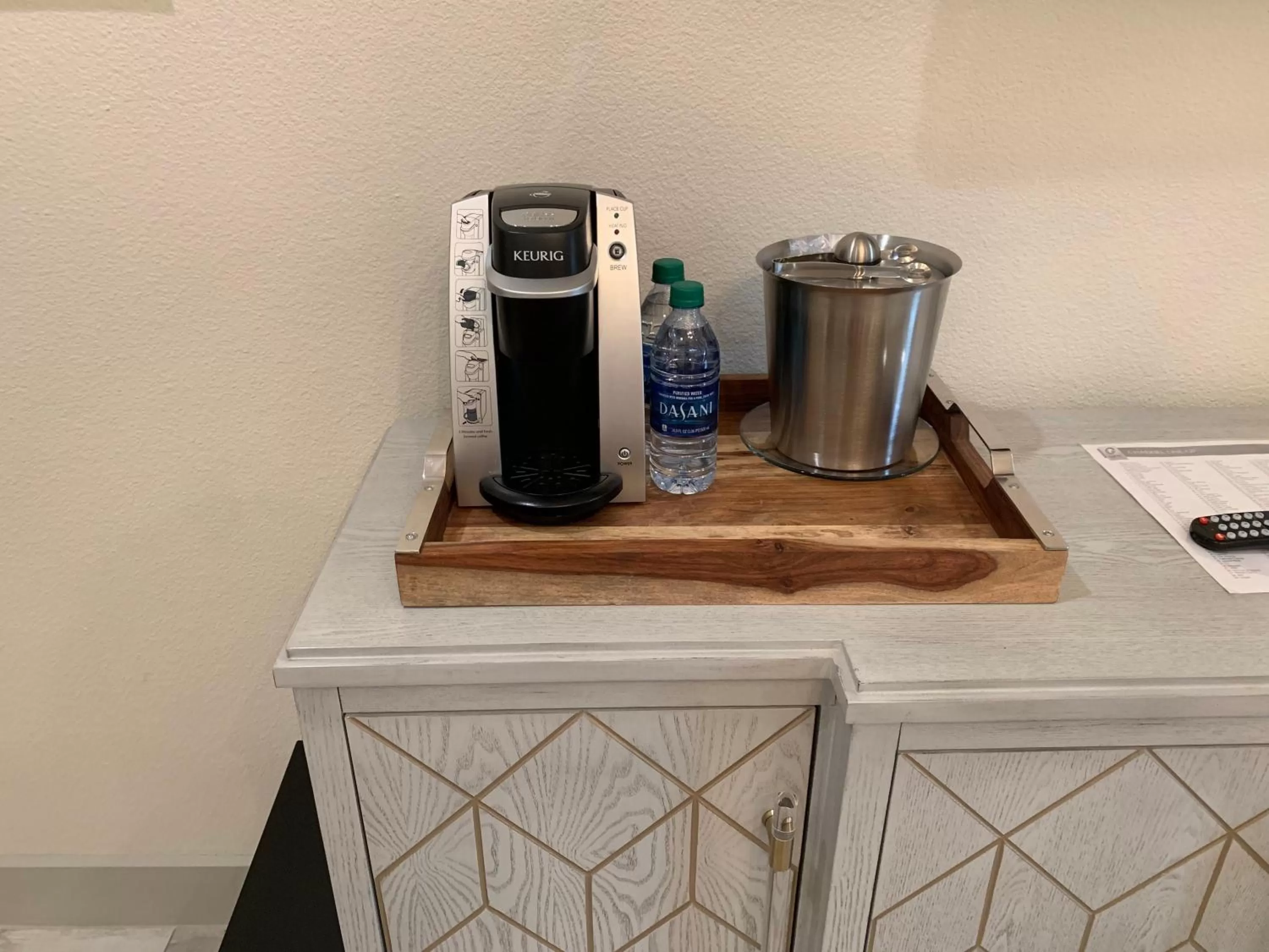 Coffee/tea facilities in The Kendall