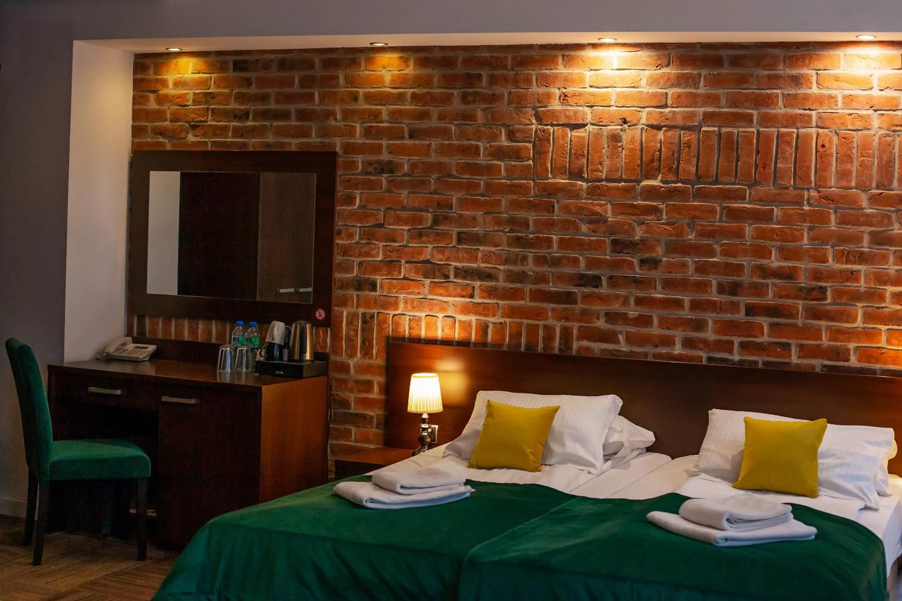 Bed in Hotel Artus - Old Town