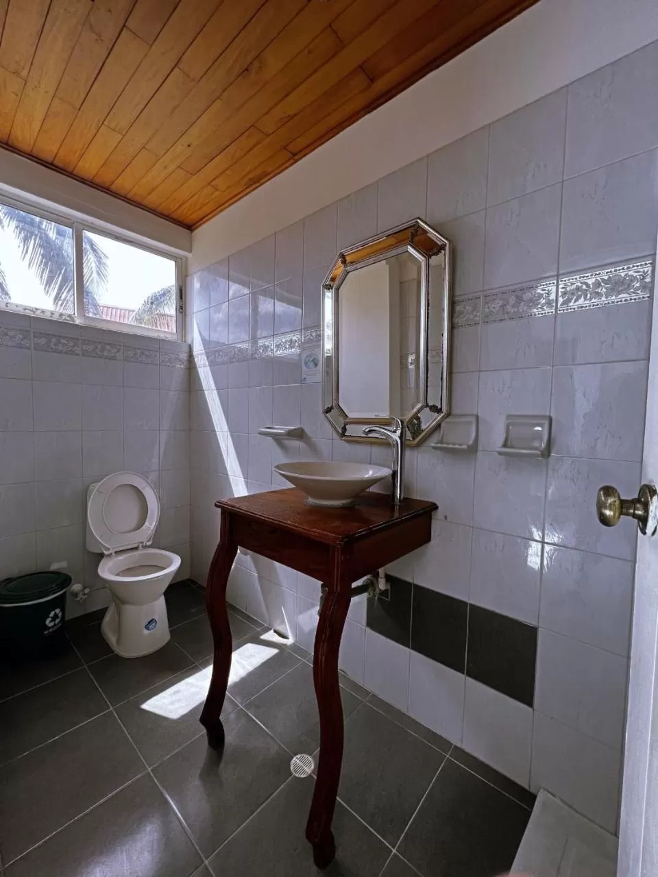 Bathroom in Sunset Paradise