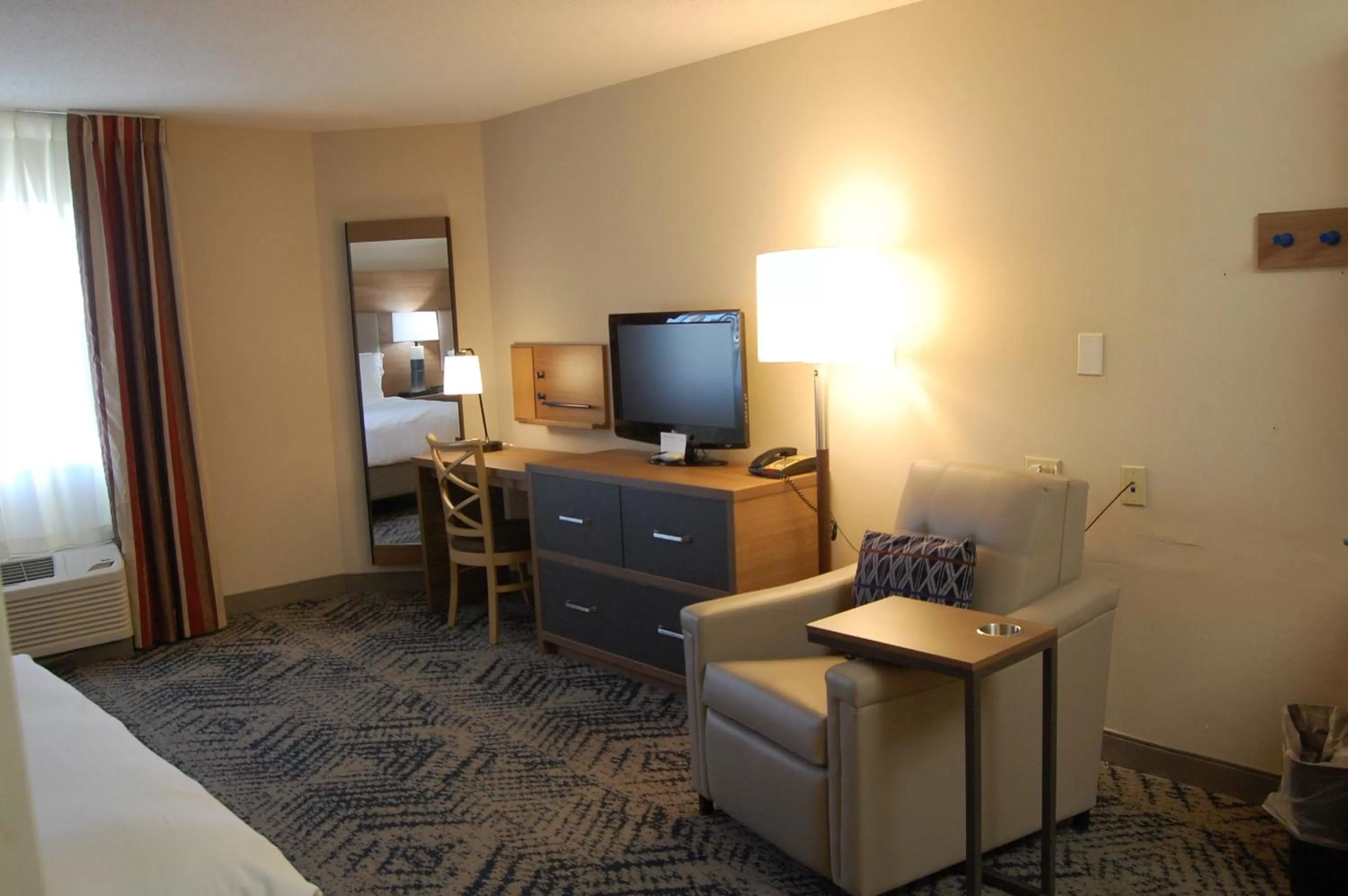 Photo of the whole room, Bed in Candlewood Suites Harrisburg I-81 Hershey Area by IHG