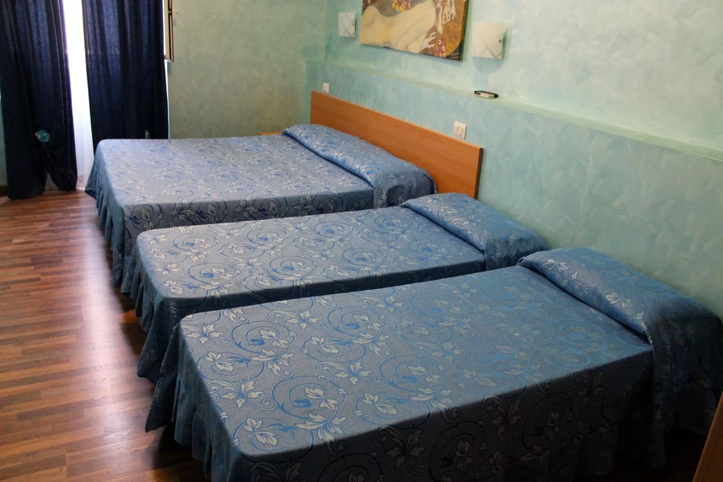 Bedroom, Bed in Hotel Tokyo