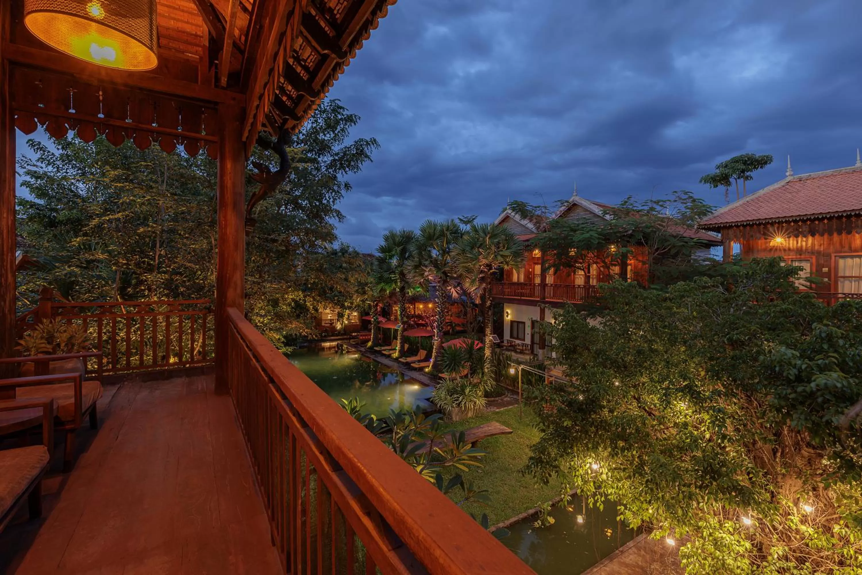 Garden in Dontrei Villa Angkor