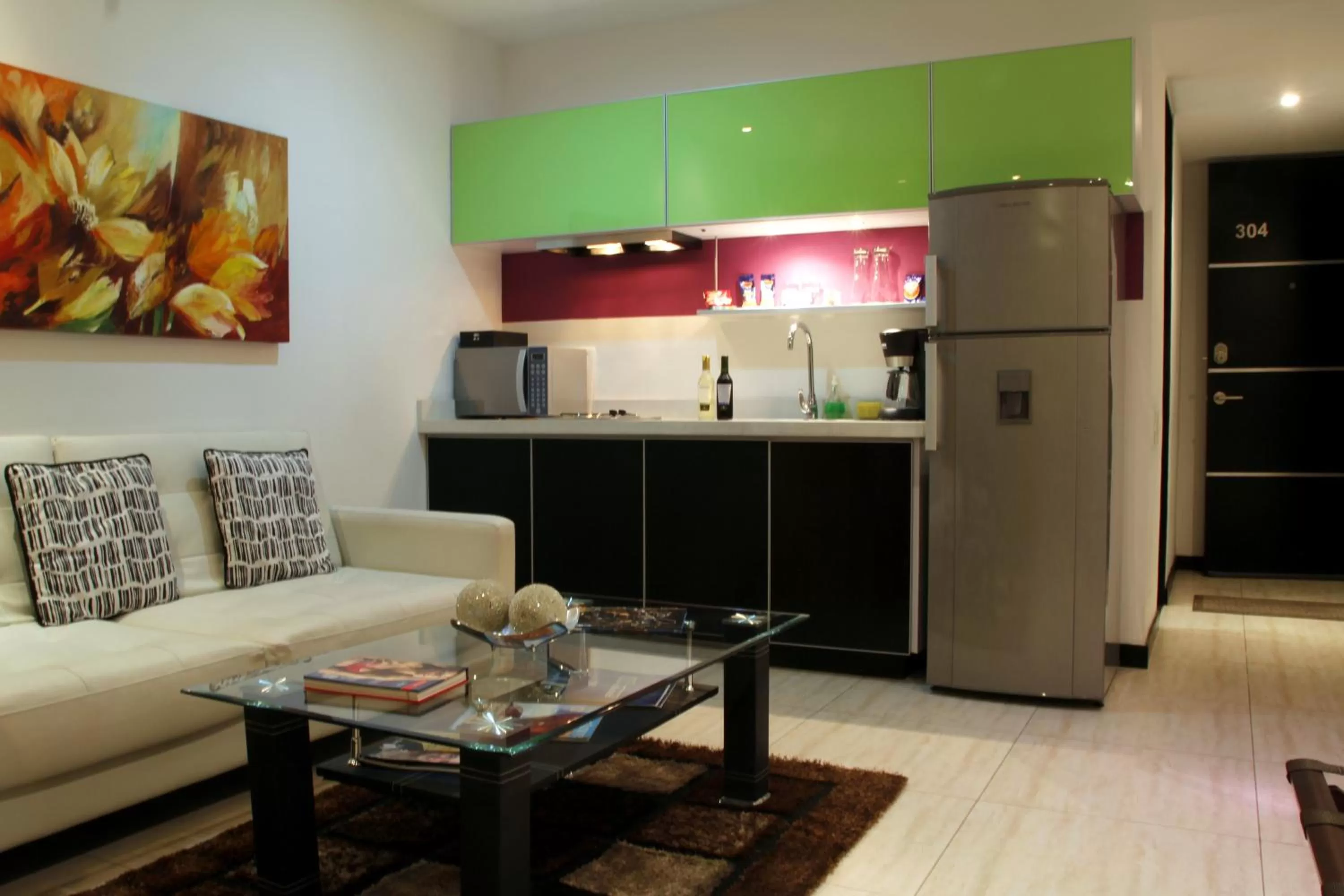 Kitchen or kitchenette in Aqua Granada Hotel
