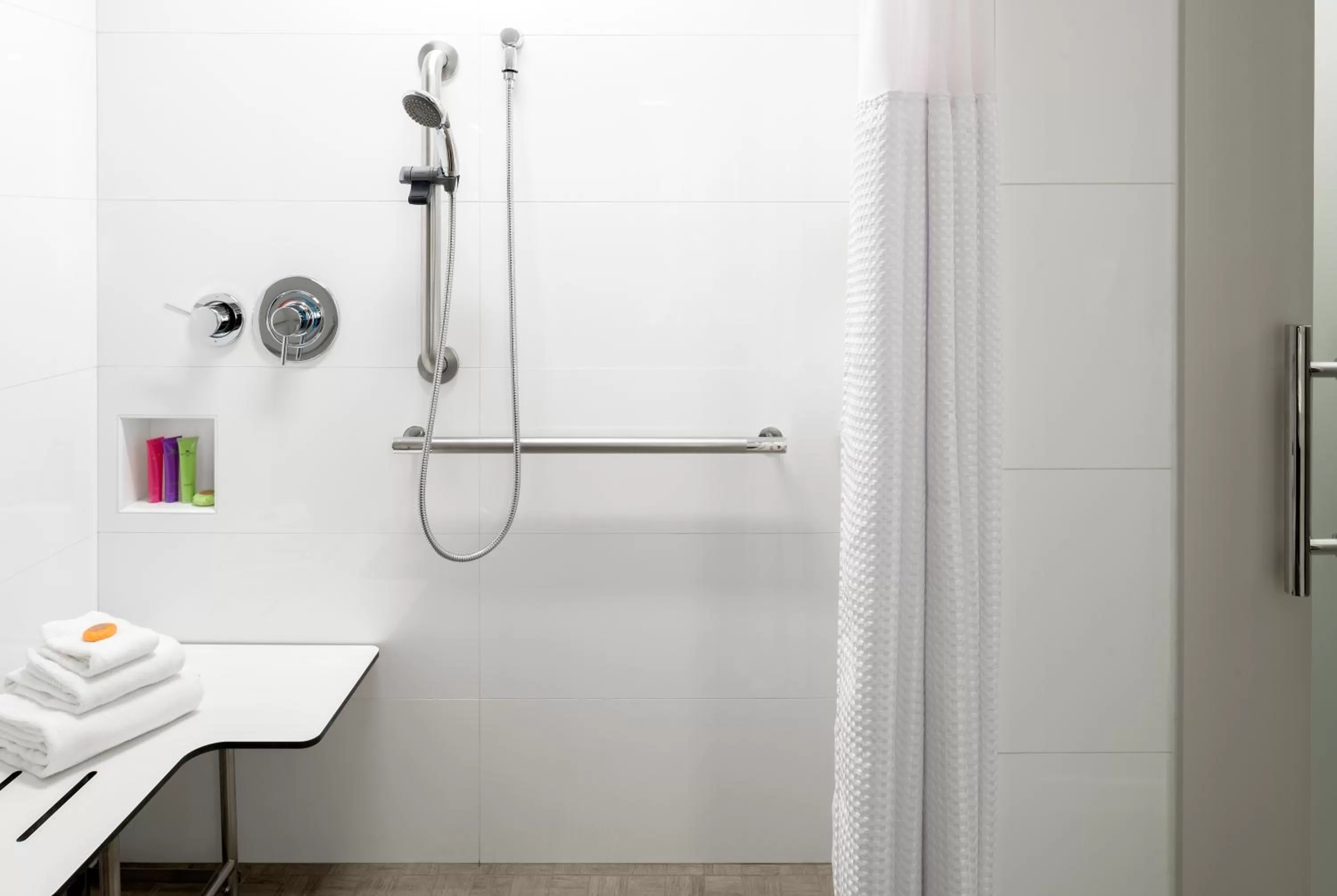 Urban King Room with Roll-In Shower - ADA Hearing/Visual in LUMA Hotel - Times Square