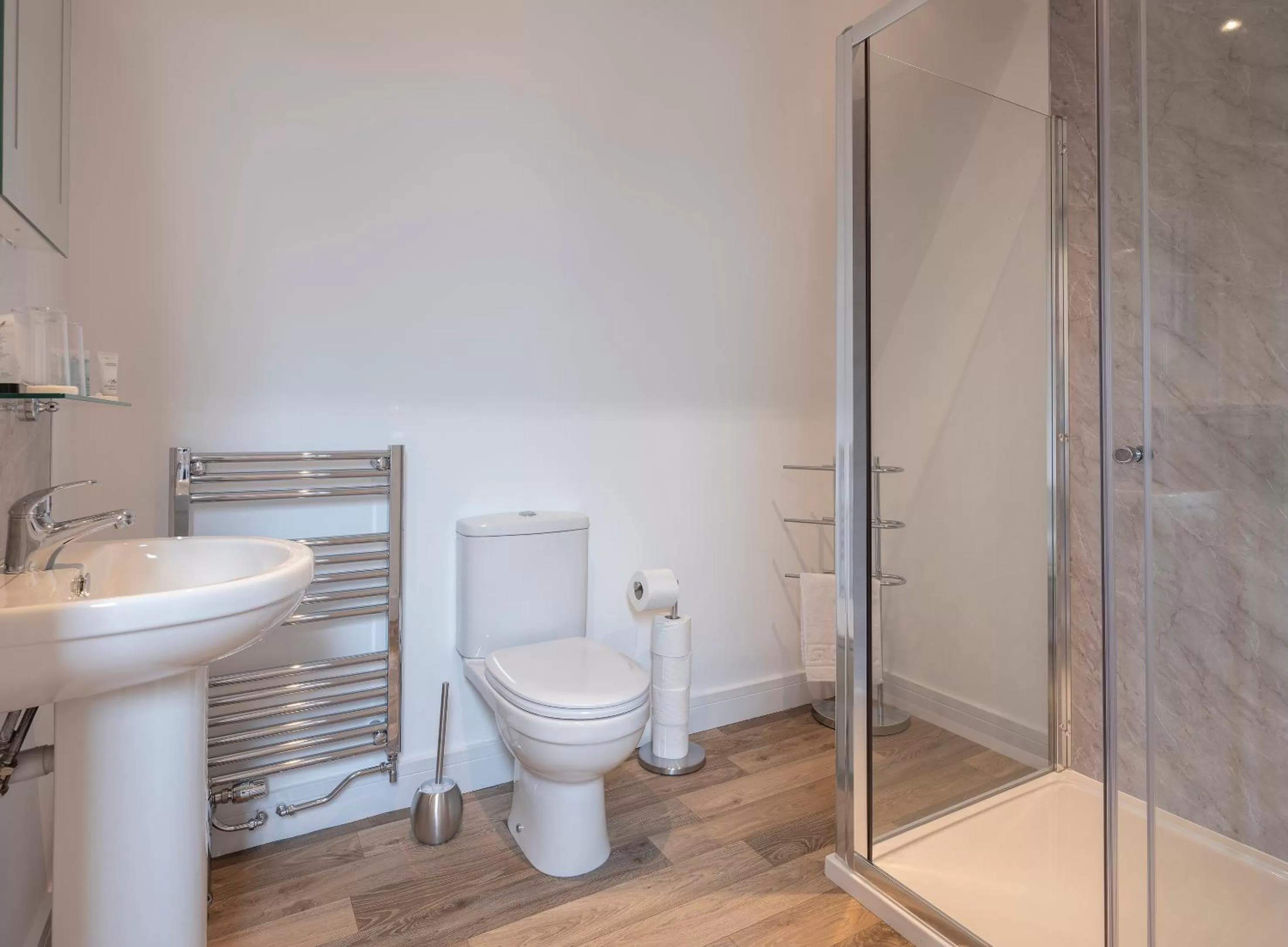 Shower in The Poltimore Inn