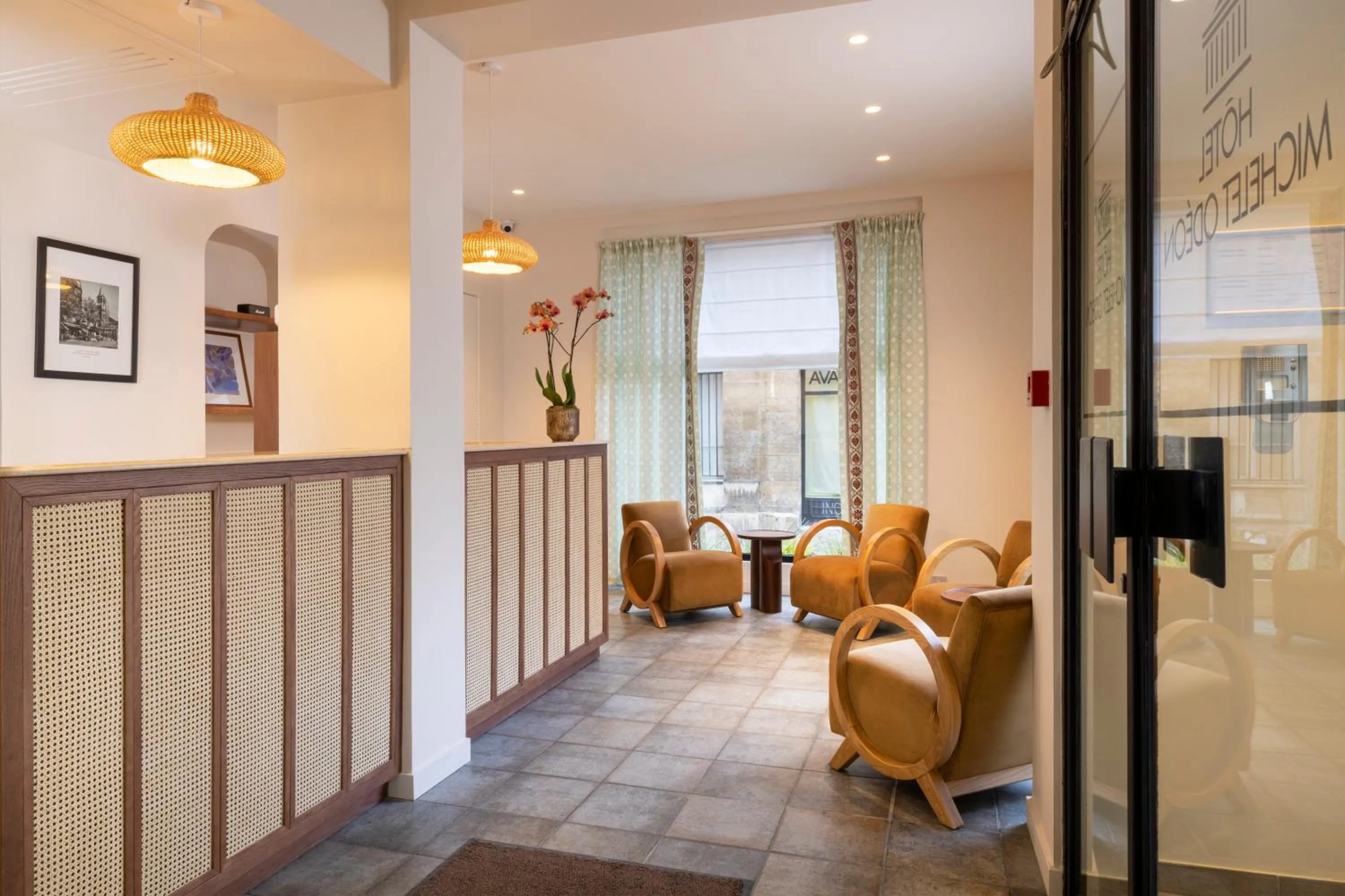 Lobby or reception in Hotel Michelet Odeon