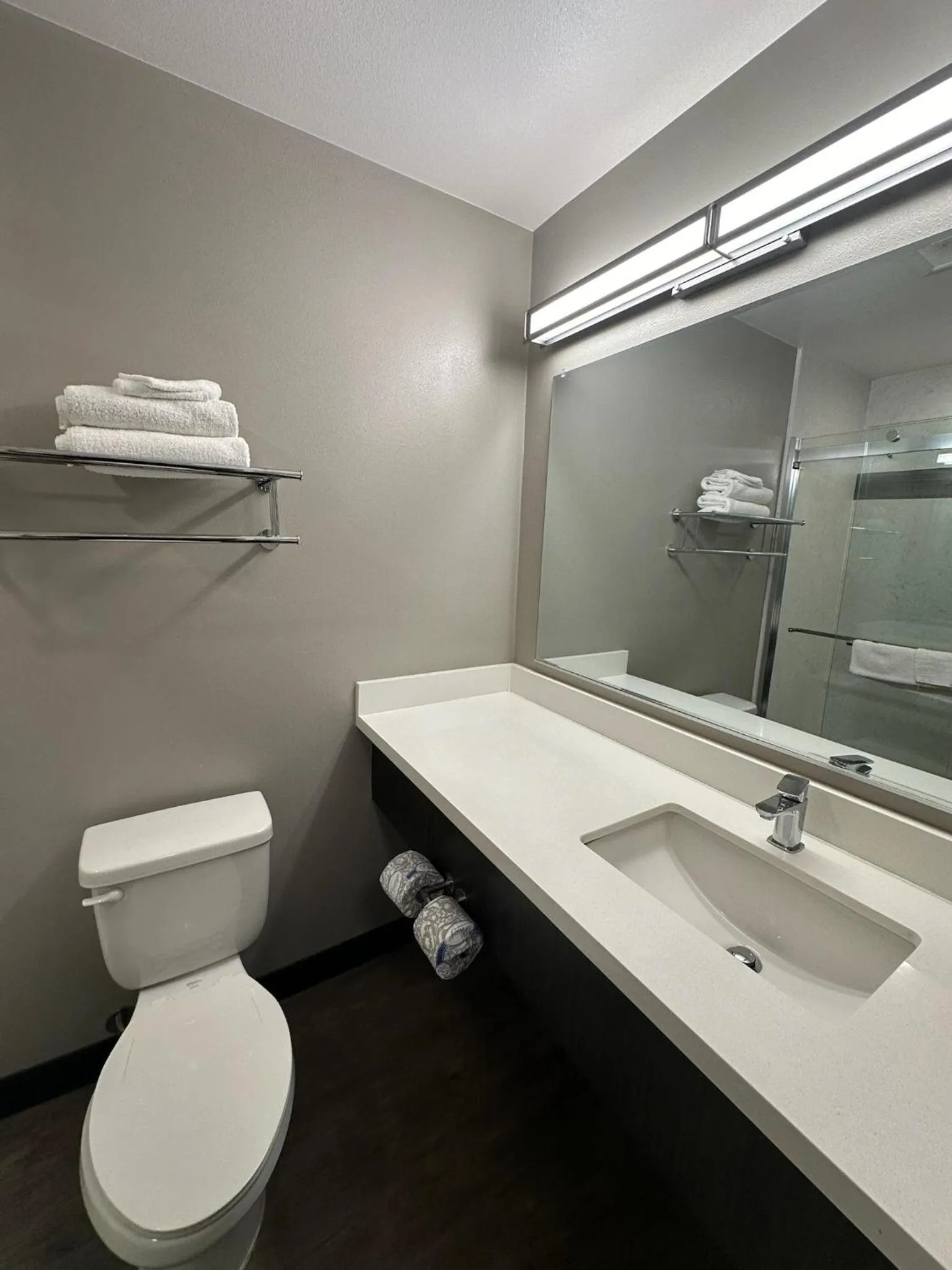 Bathroom in Hotel del SOL