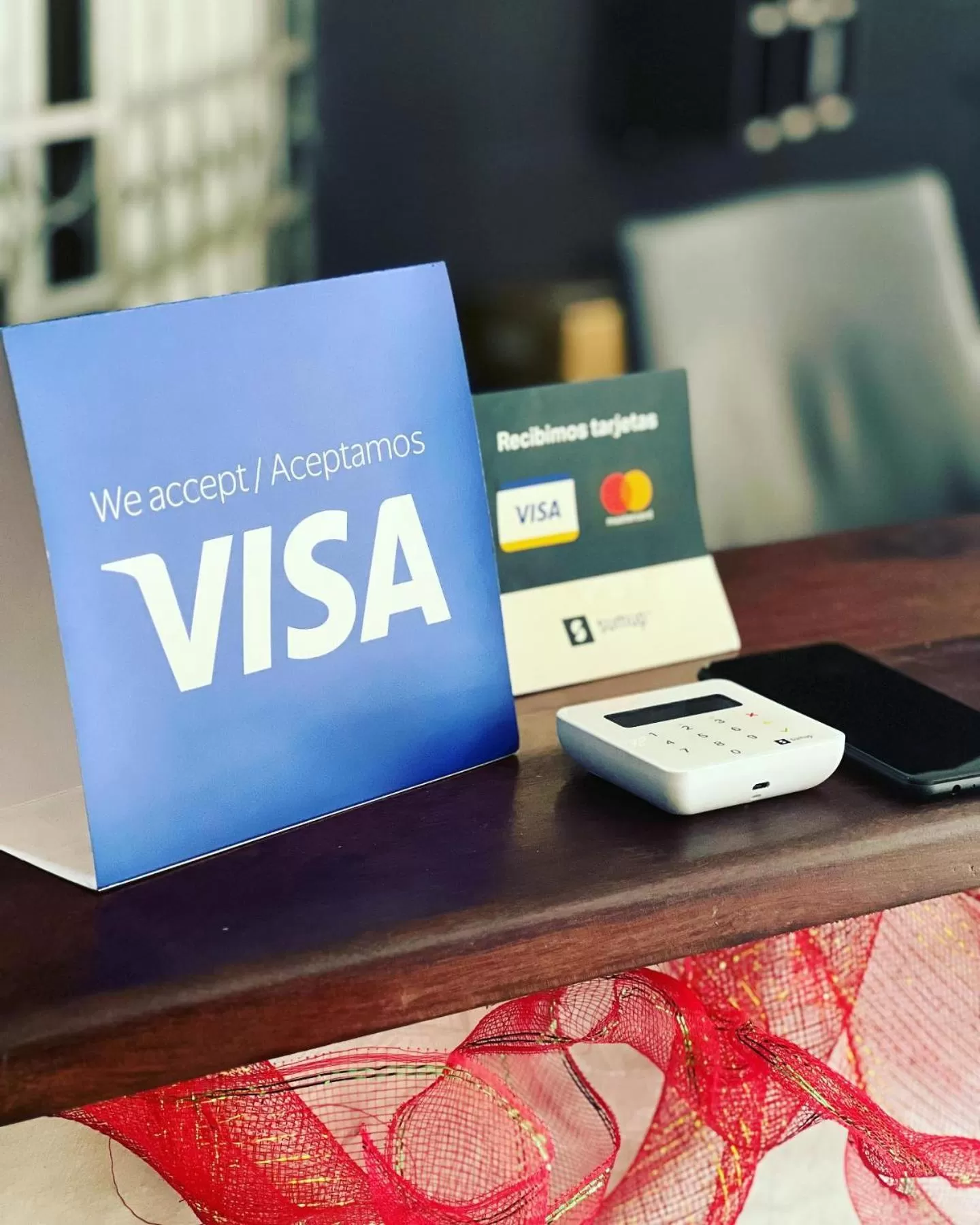 Logo/Certificate/Sign in Hotel Saint John