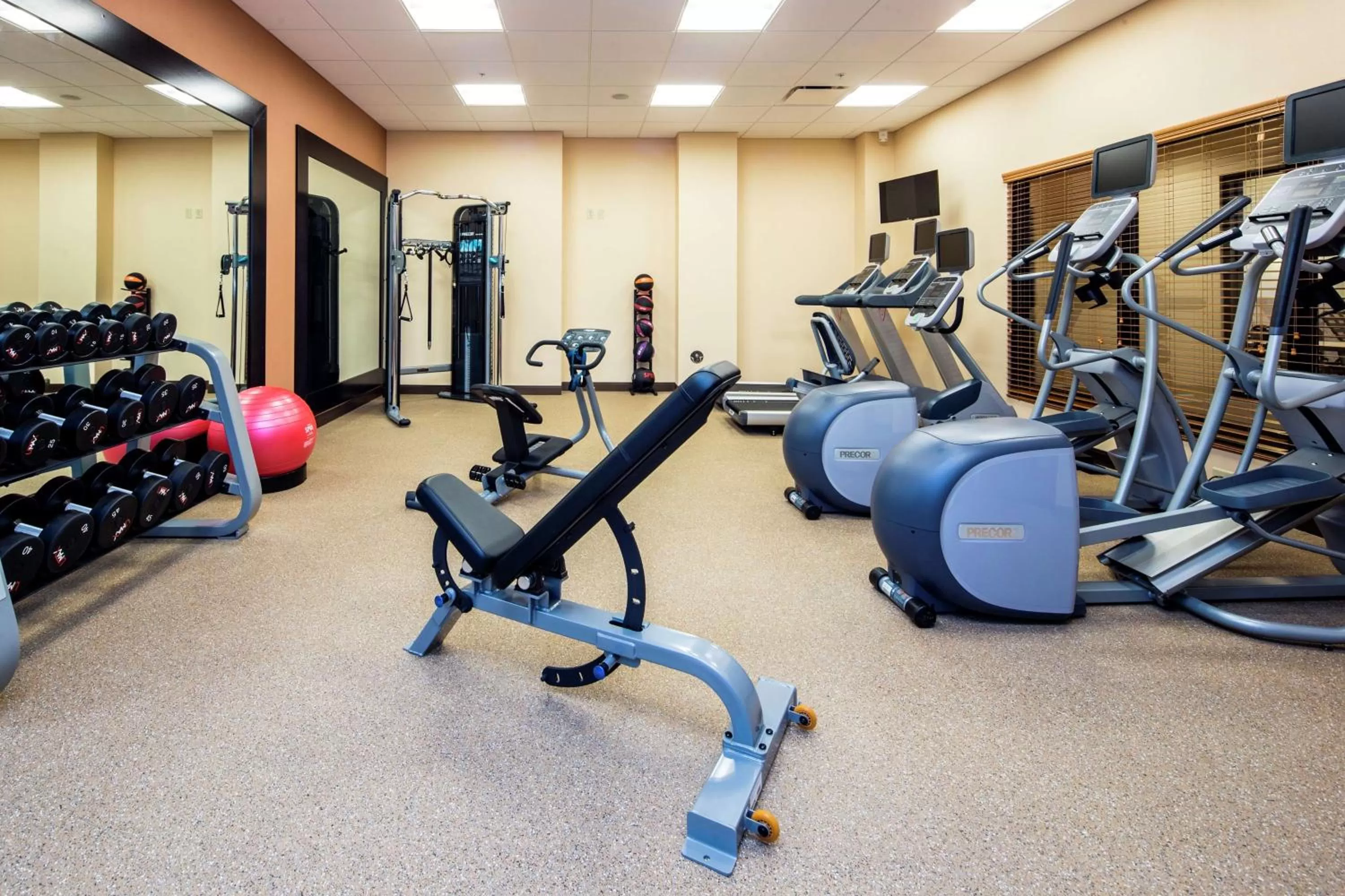 Fitness centre/facilities in Hilton Garden Inn Uniontown