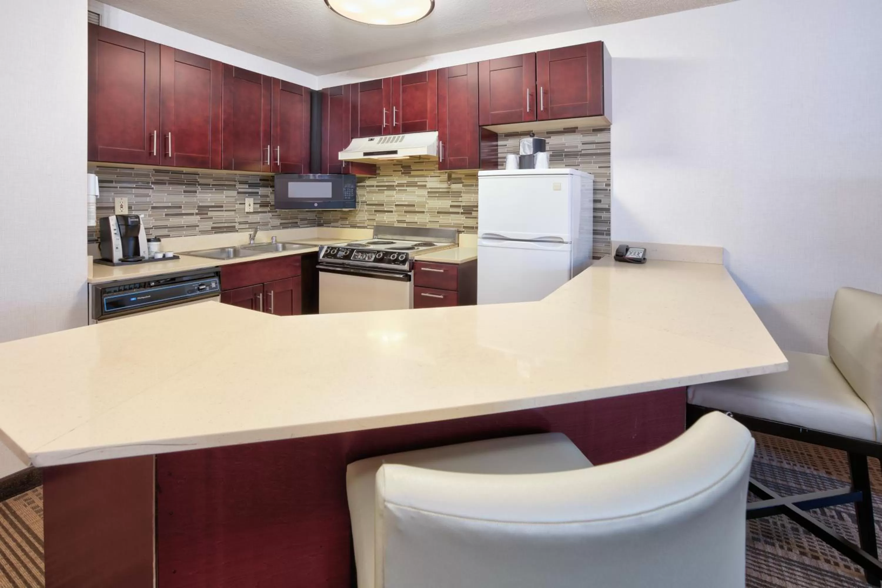 kitchen in Holiday Inn & Suites Santa Maria by IHG