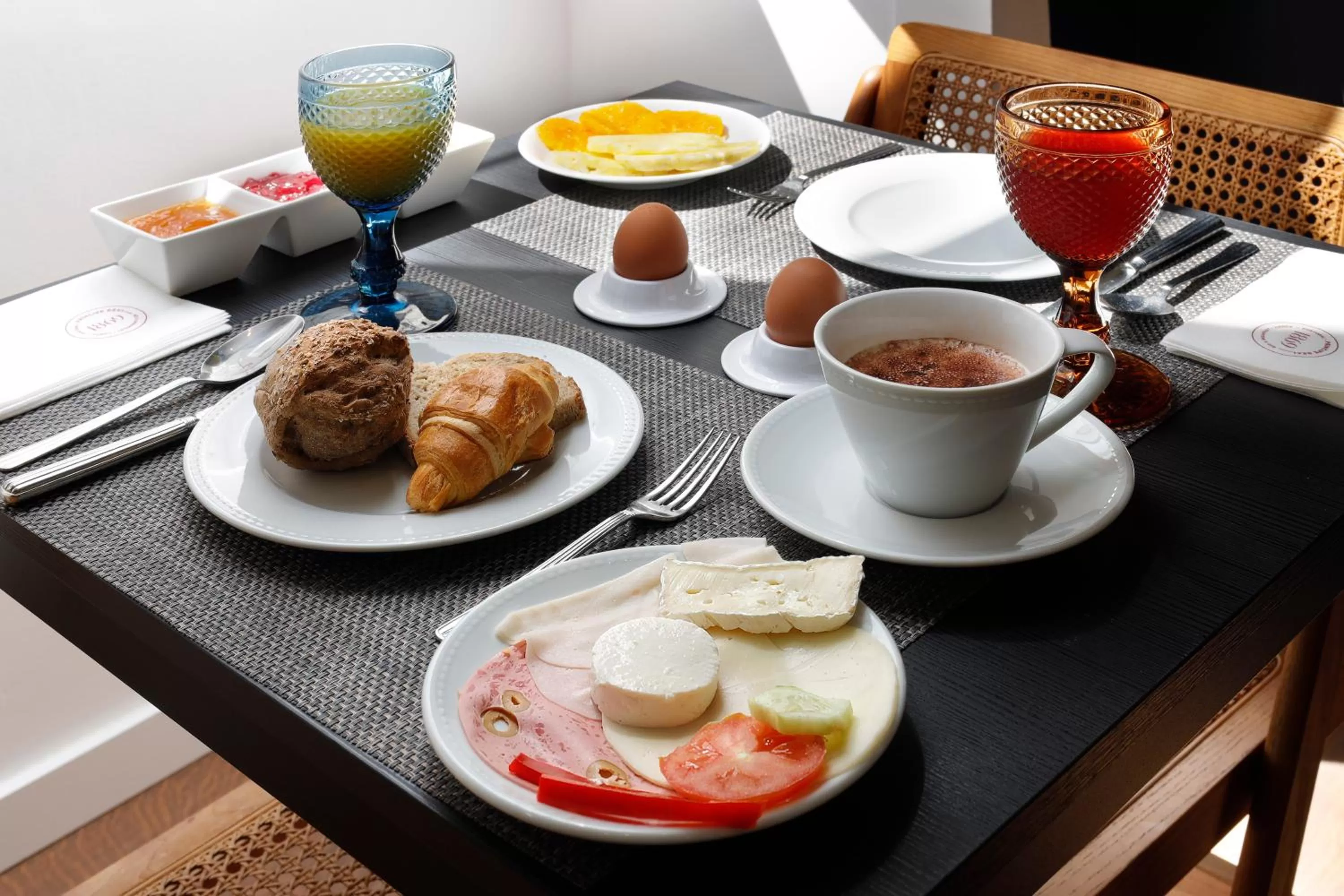 Breakfast in 1869 Príncipe Real House