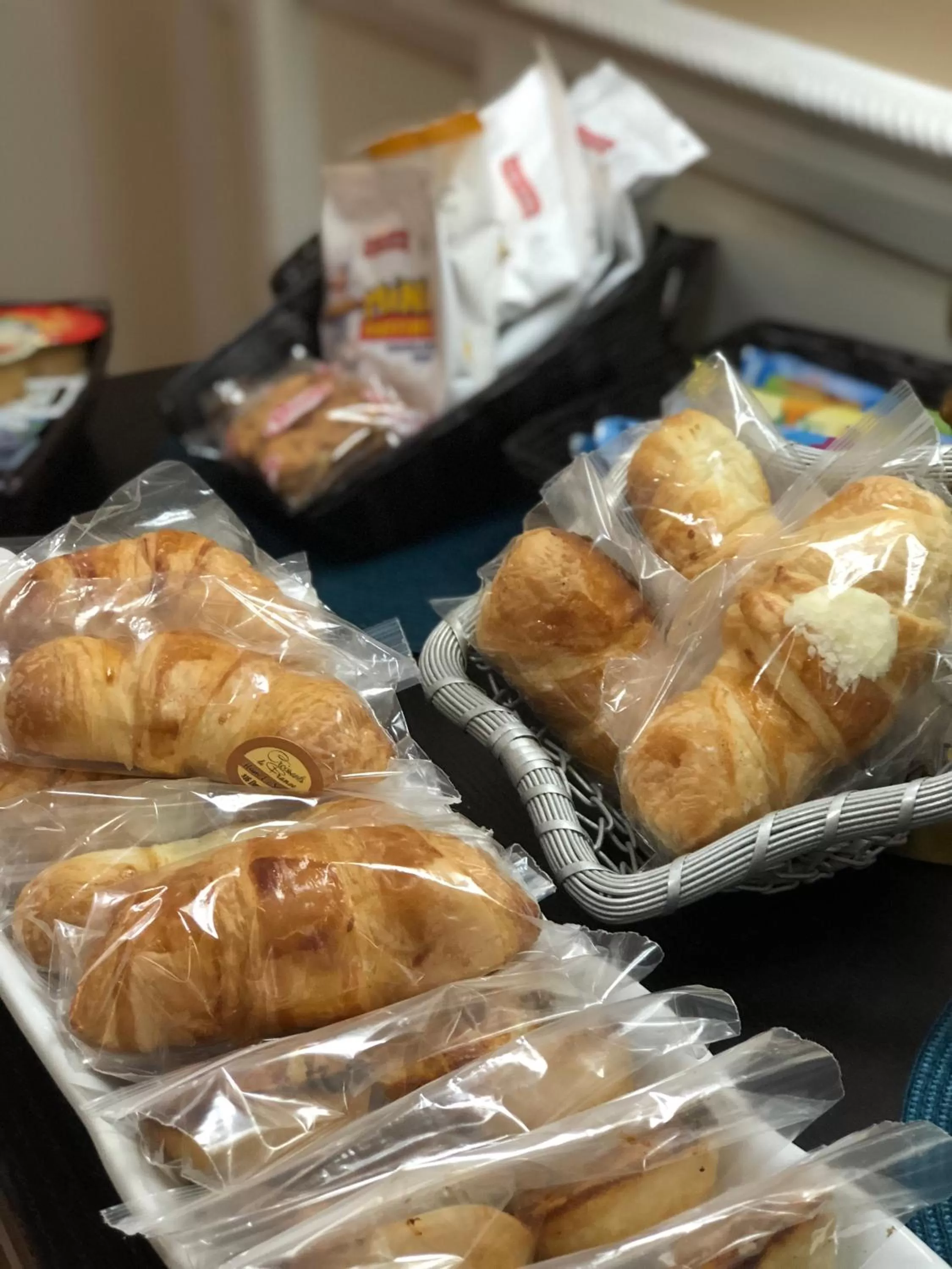 Food and drinks in L'Habitation Guesthouse- Adult Exclusive