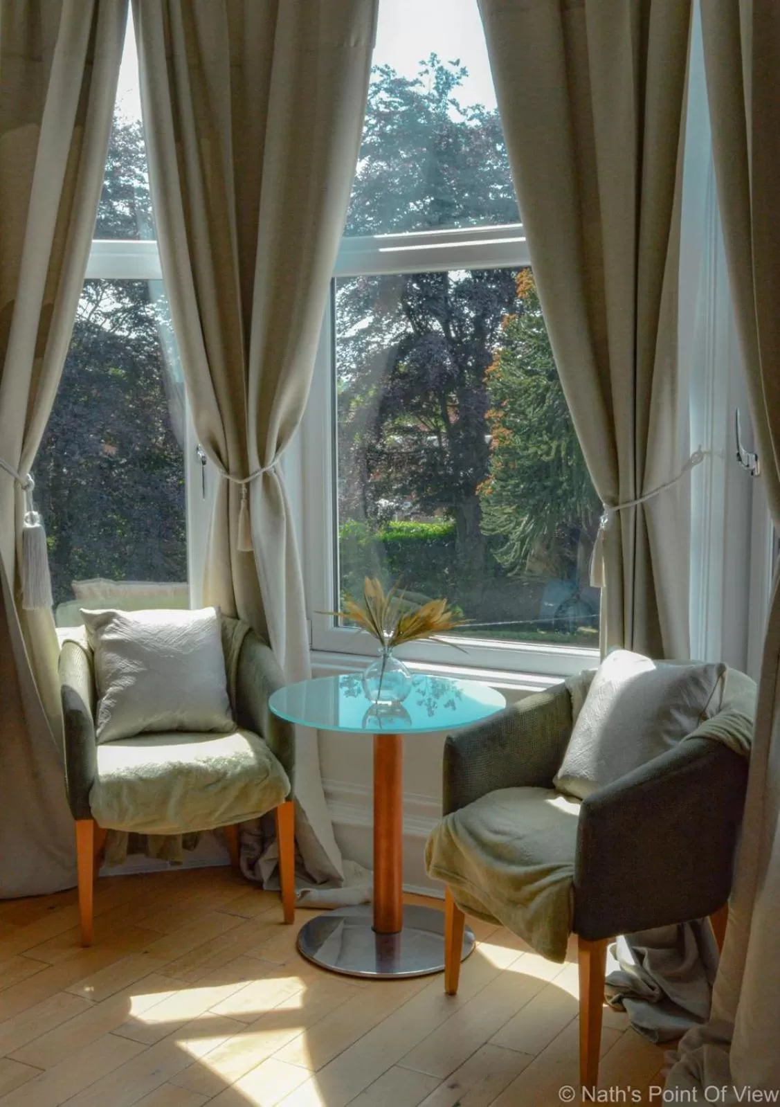 Seating Area in Redstones