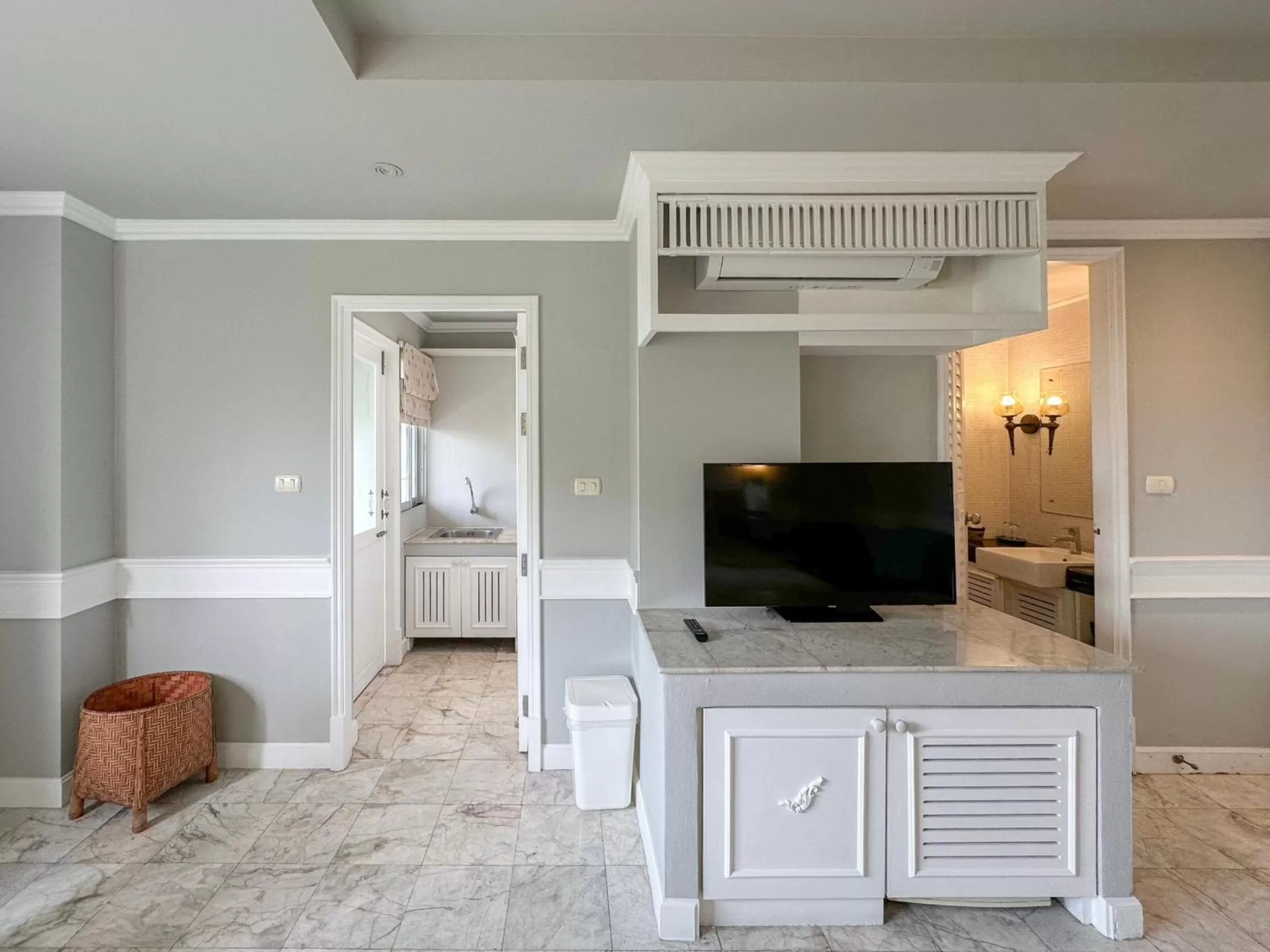 TV and multimedia in At Pingnakorn Nimman Hotel