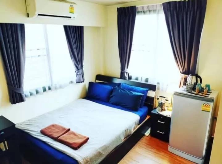 Bed in The Cube Sathorn Boutique Hotel เดอะ คิวบ์ สาทร บูติค โฮเทล Near BTS Surasak