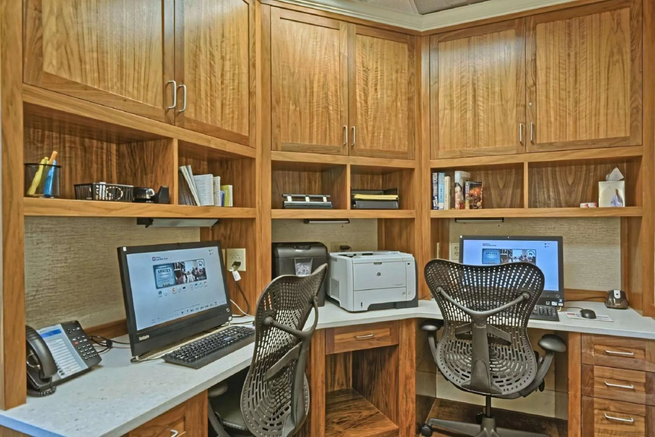 Business facilities in Hilton Garden Inn by Hilton Mount Laurel