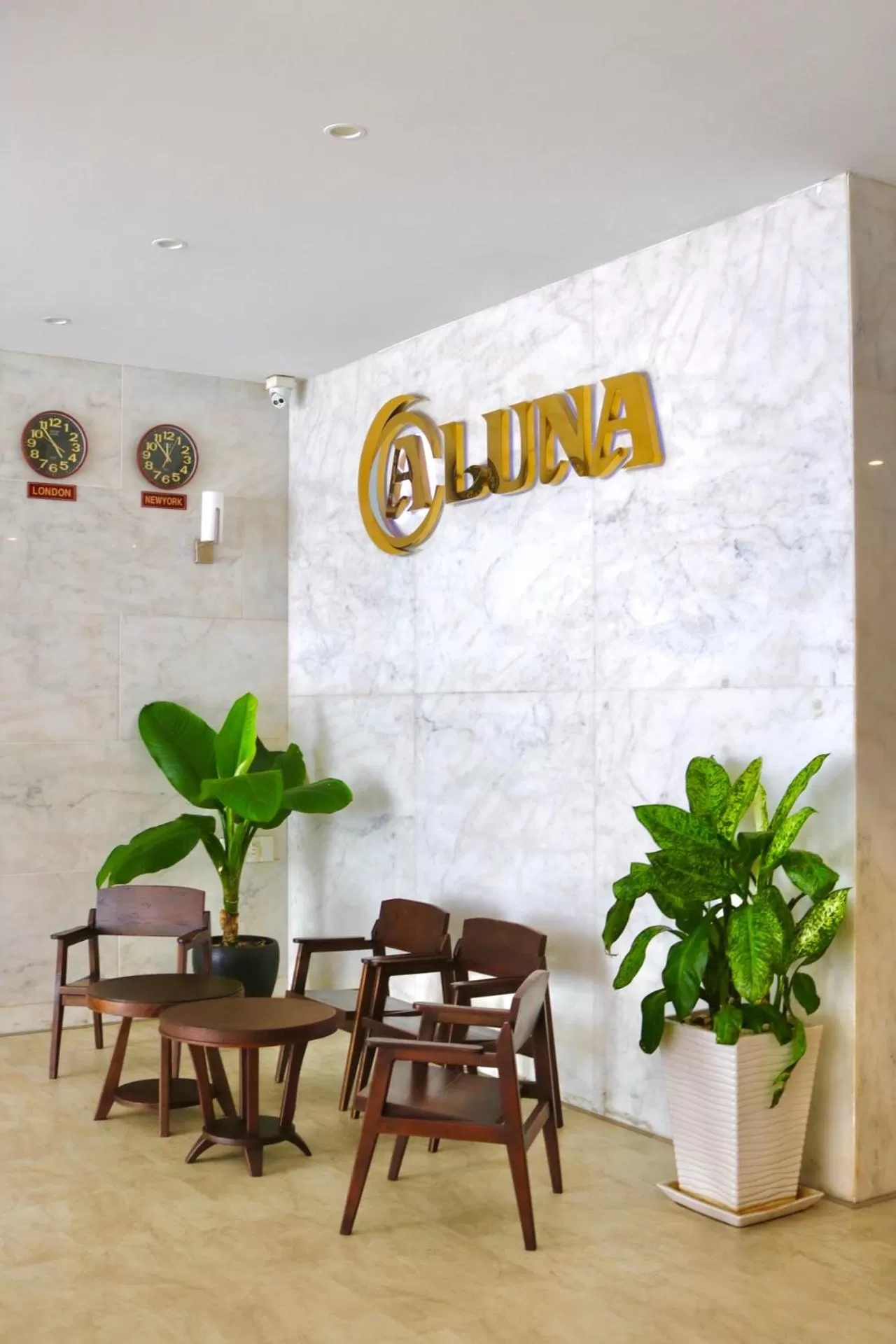 Lobby or reception in ALUNA Ben Thanh Hotel