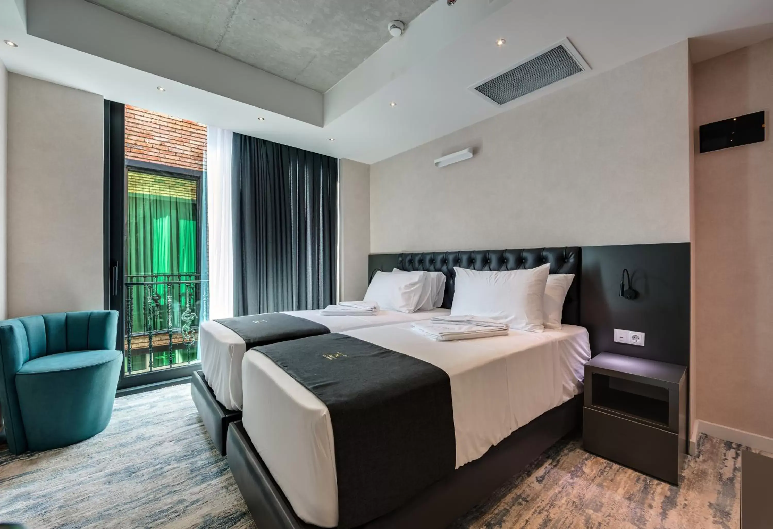 Standard Twin Room in Mit Hotel Tbilisi Standard Twin Room in Mit Hotel Tbilisi