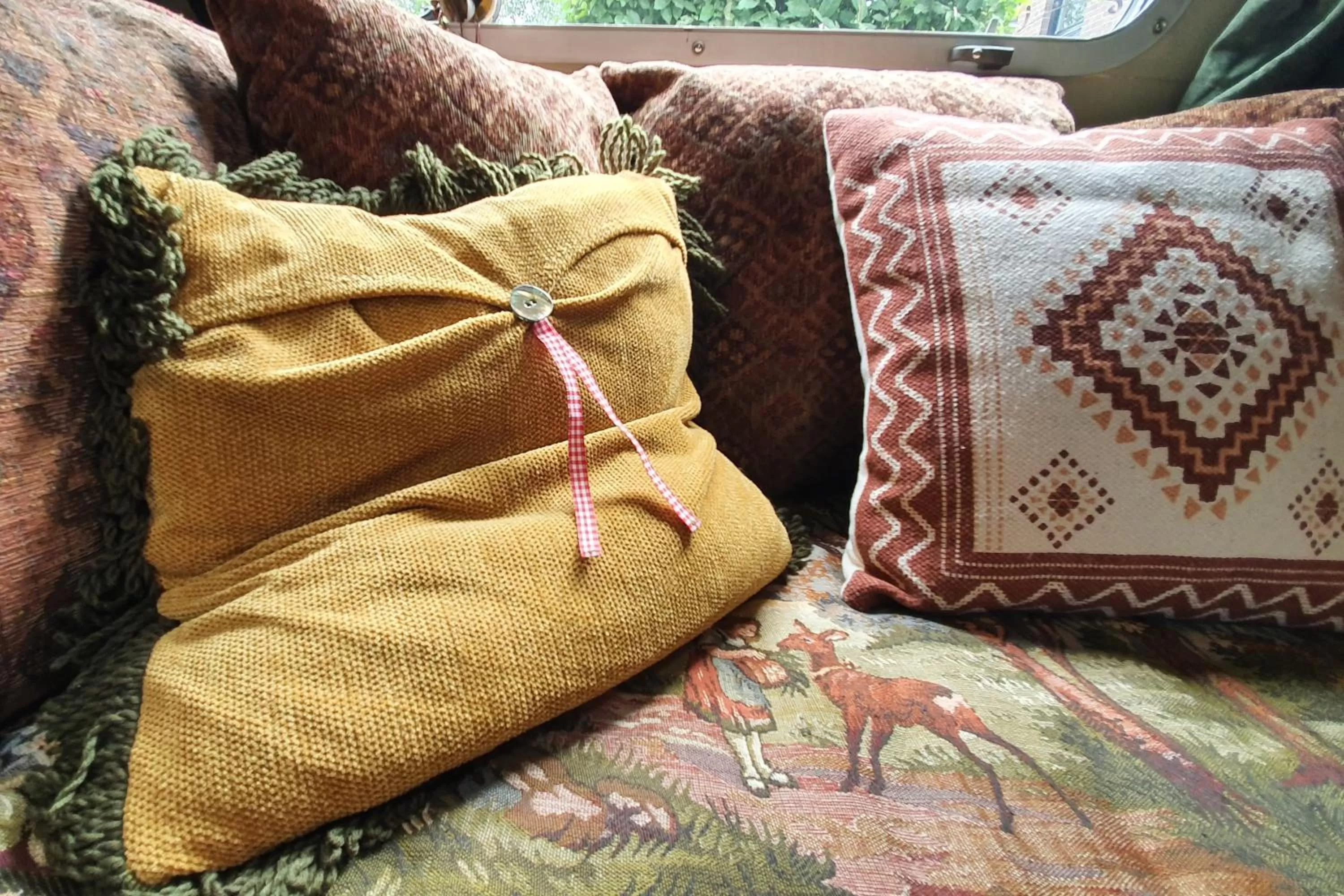 Living room in AirstreamNB