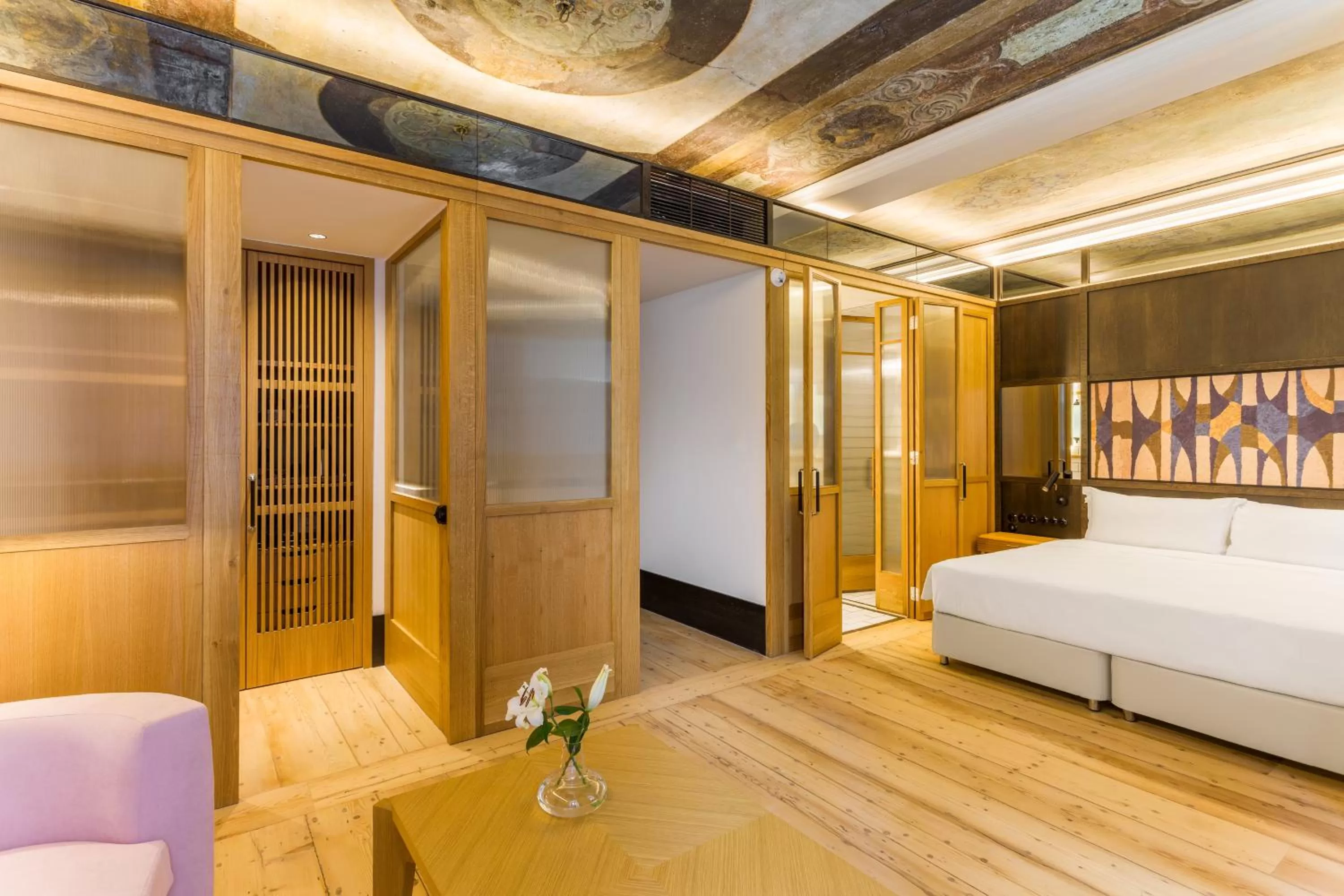 Other, Bed in The Wings Hotels Collection