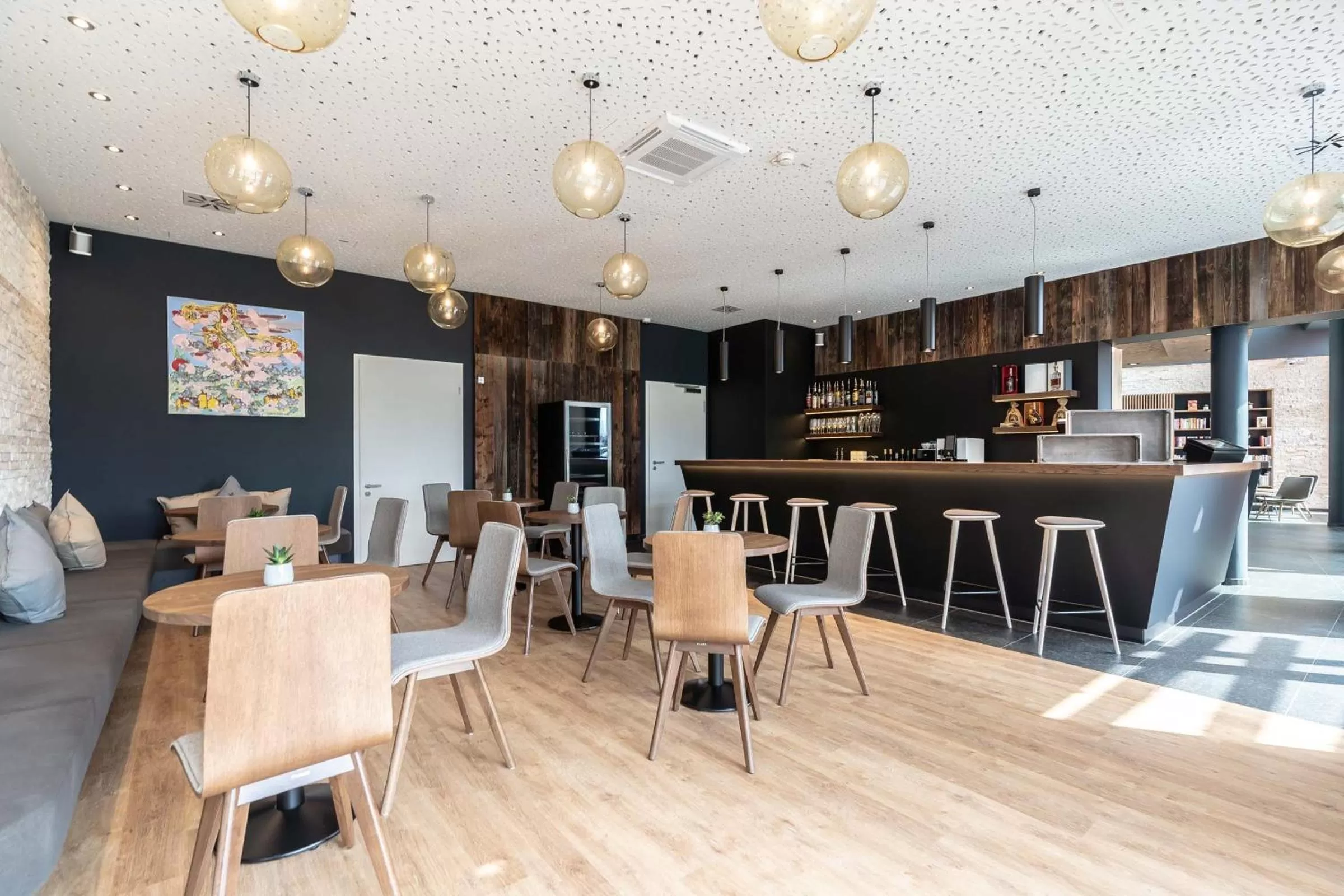 Lounge or bar in Augsburg Hotel Sonnenhof