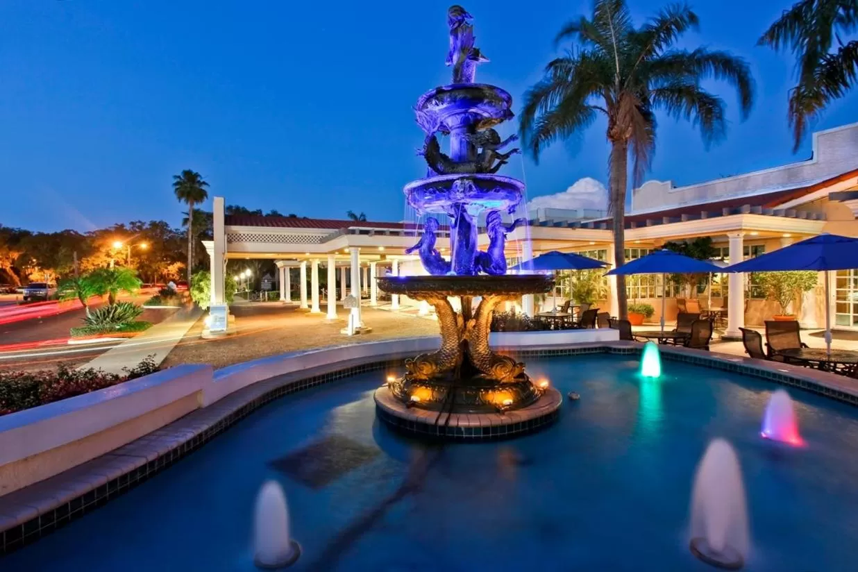 Facade/entrance in Safety Harbor Resort & Spa Trademark Collection by Wyndham