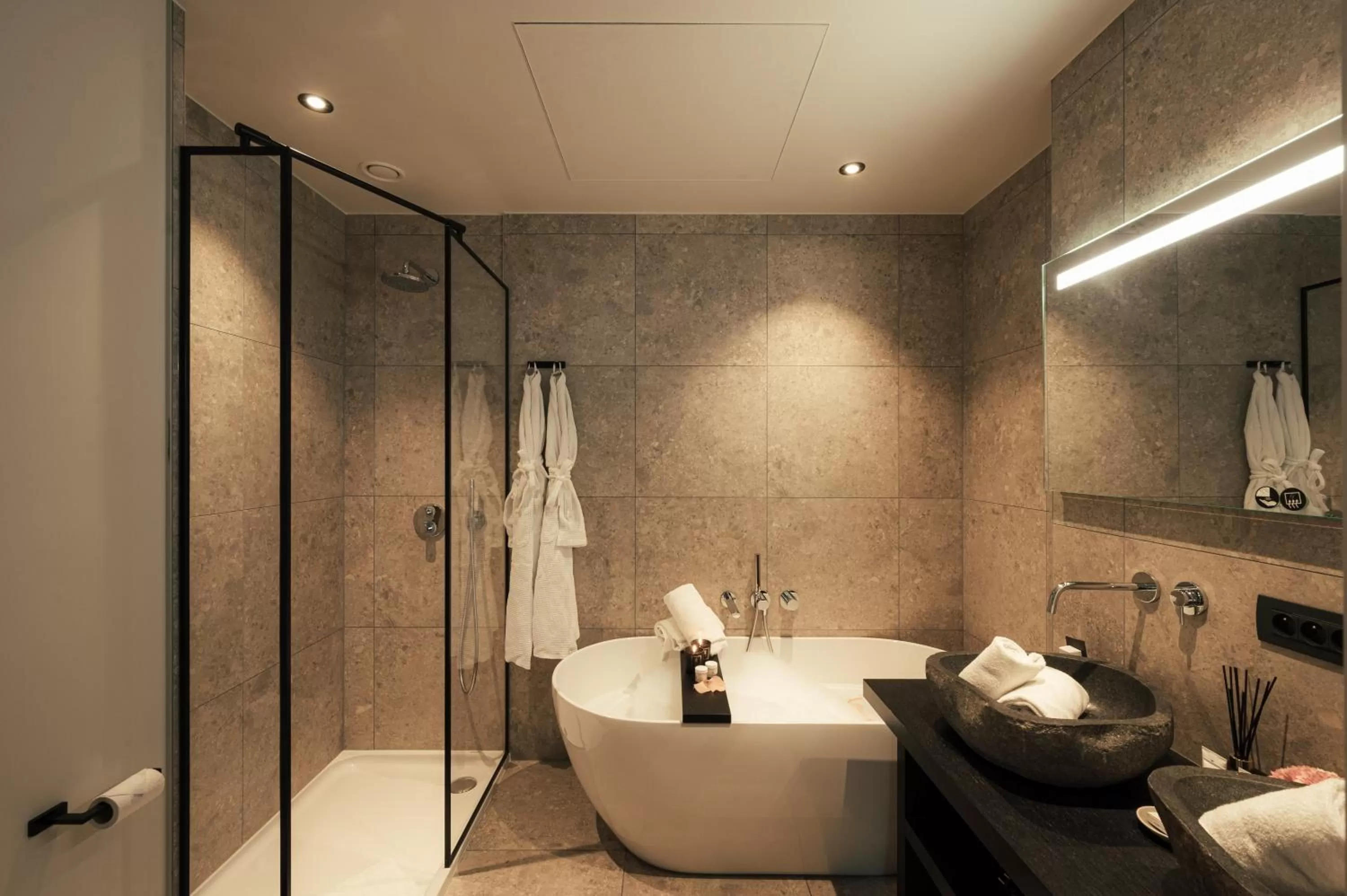 Bathroom in Boutiquehotel 't Fraeyhuis - adults only