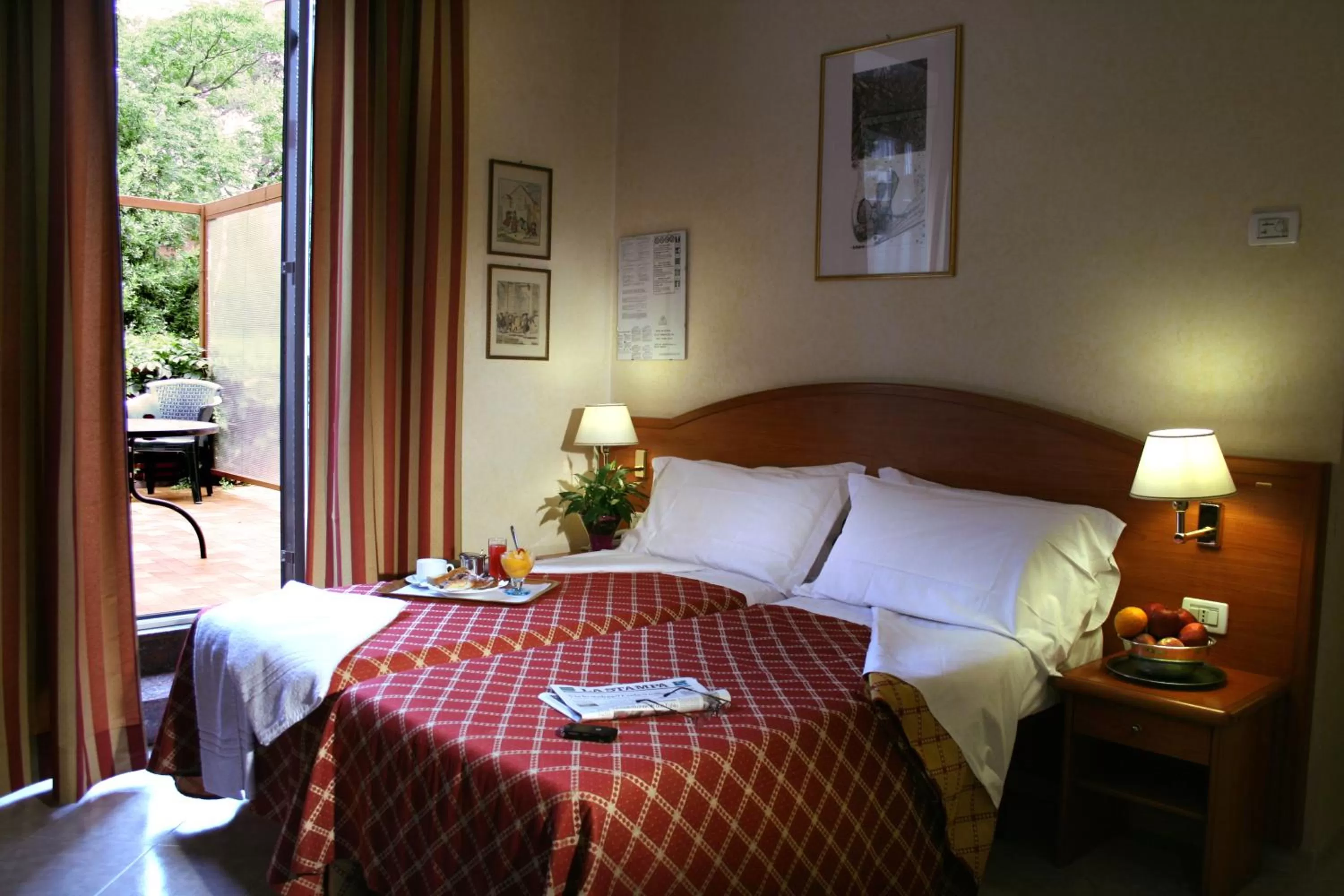 Photo of the whole room, Bed in Hotel Delle Muse