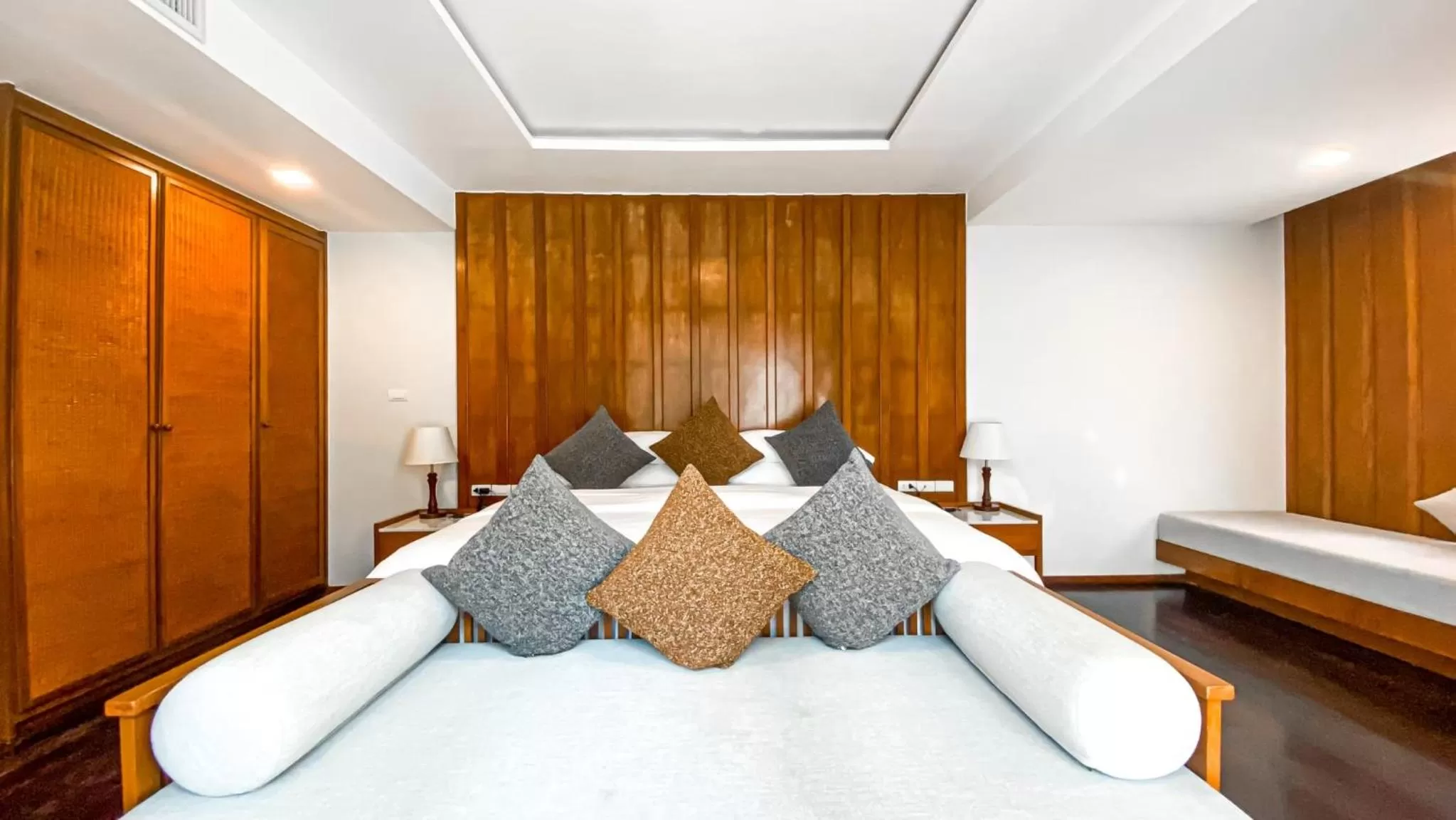 Bed in Avani Ao Nang Cliff Krabi Resort