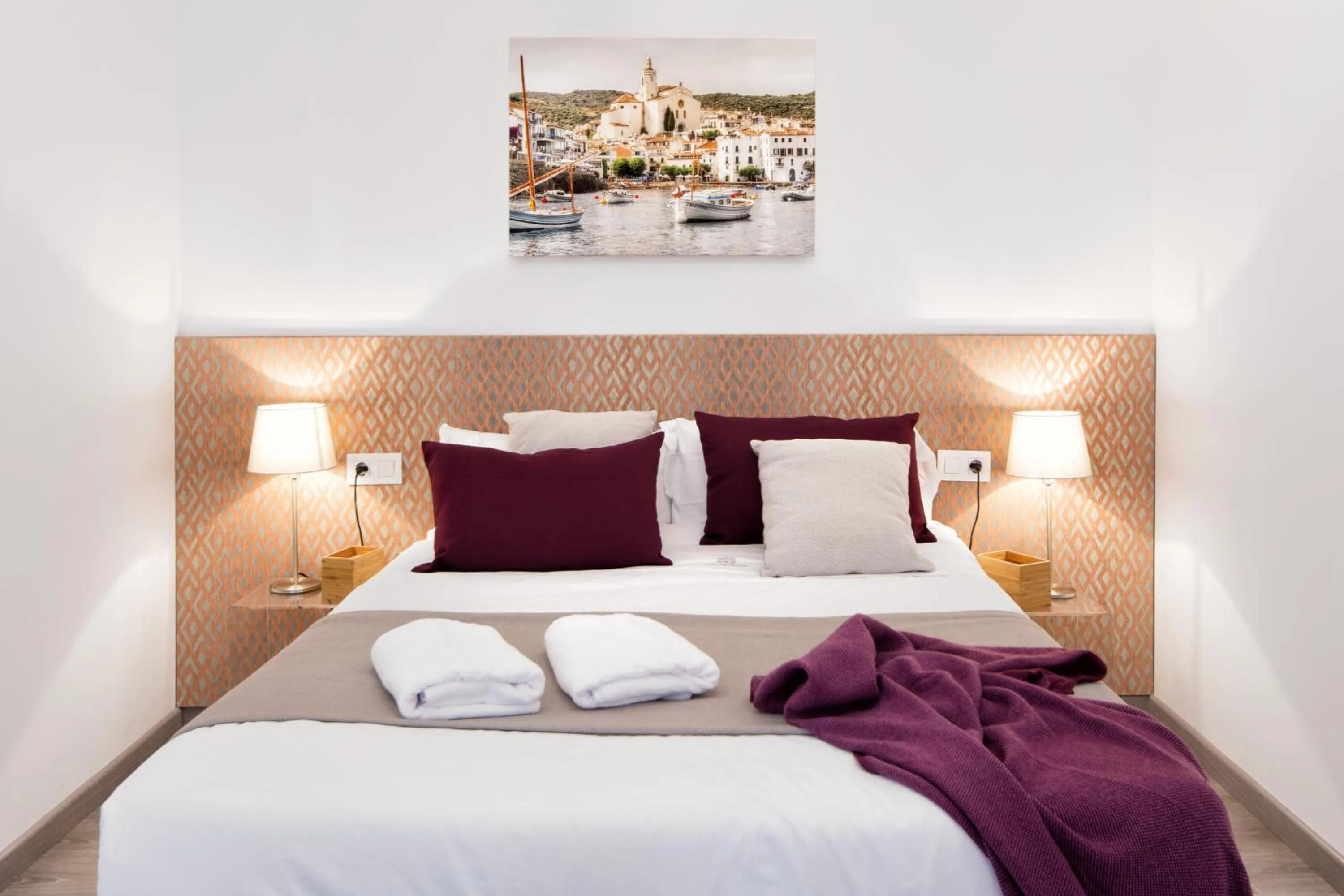 Bed in Eixample Building Apartments by Mercedes Heritage