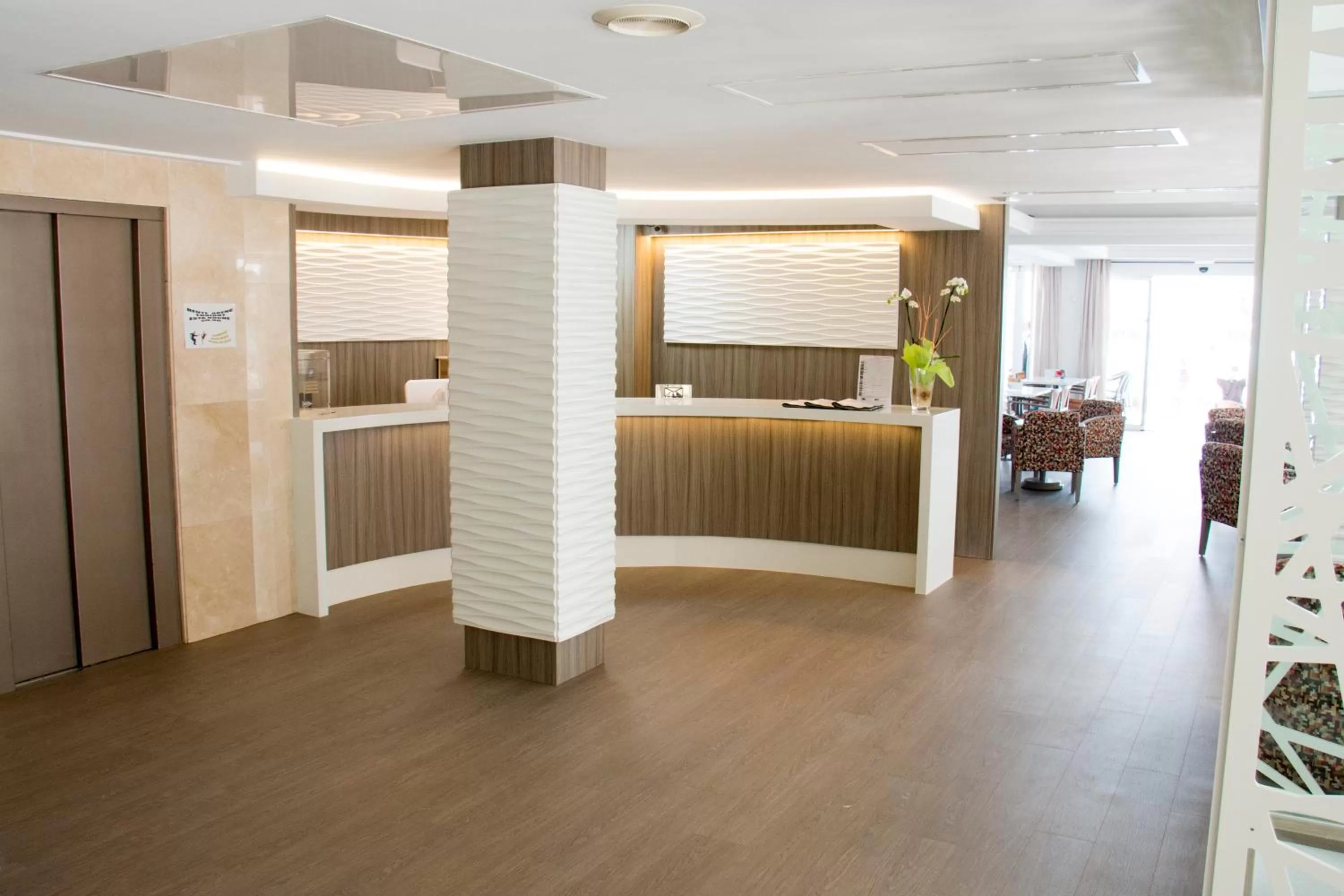 Lobby or reception in Hotel Voramar
