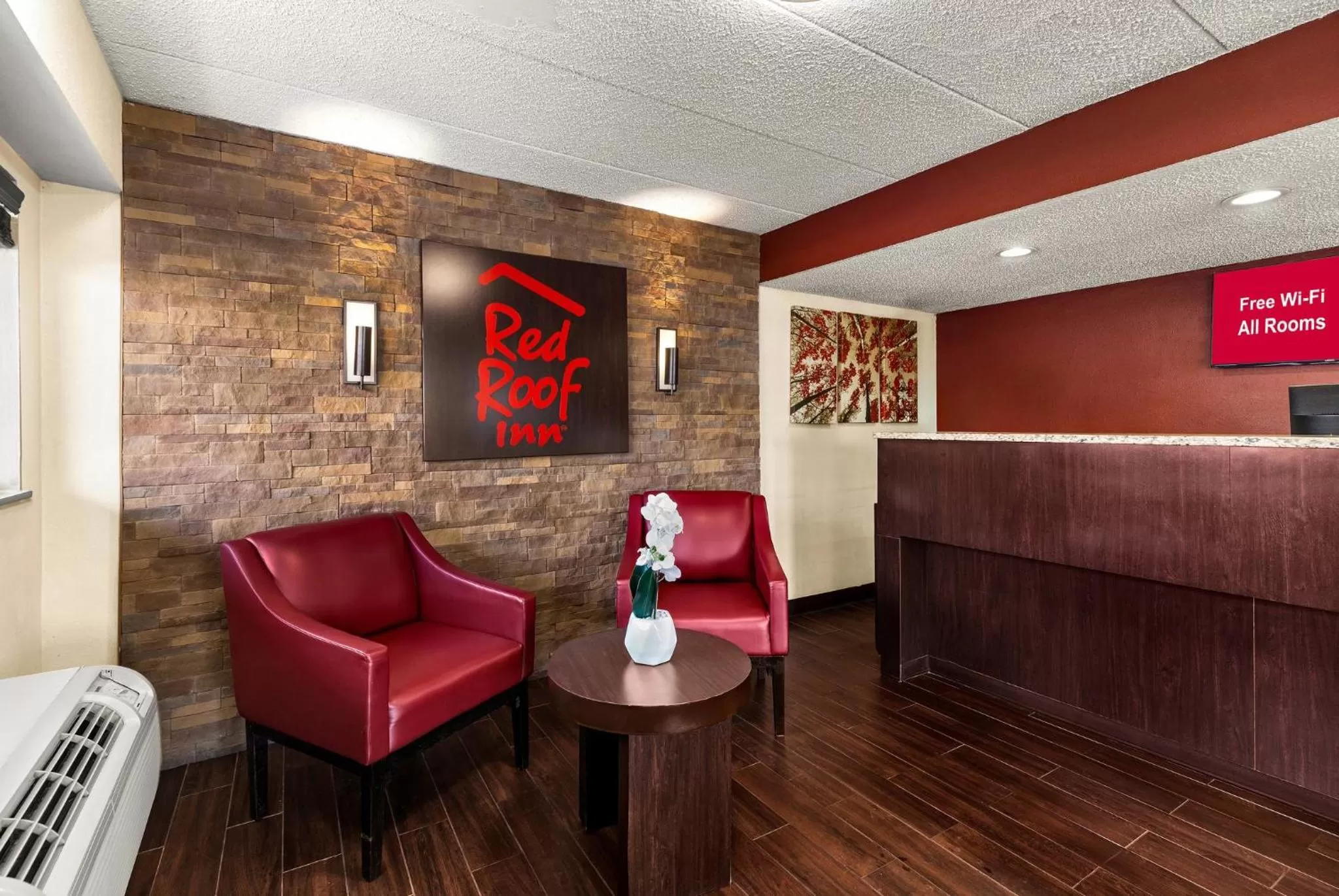 Lobby or reception in Red Roof Inn Springfield, IL