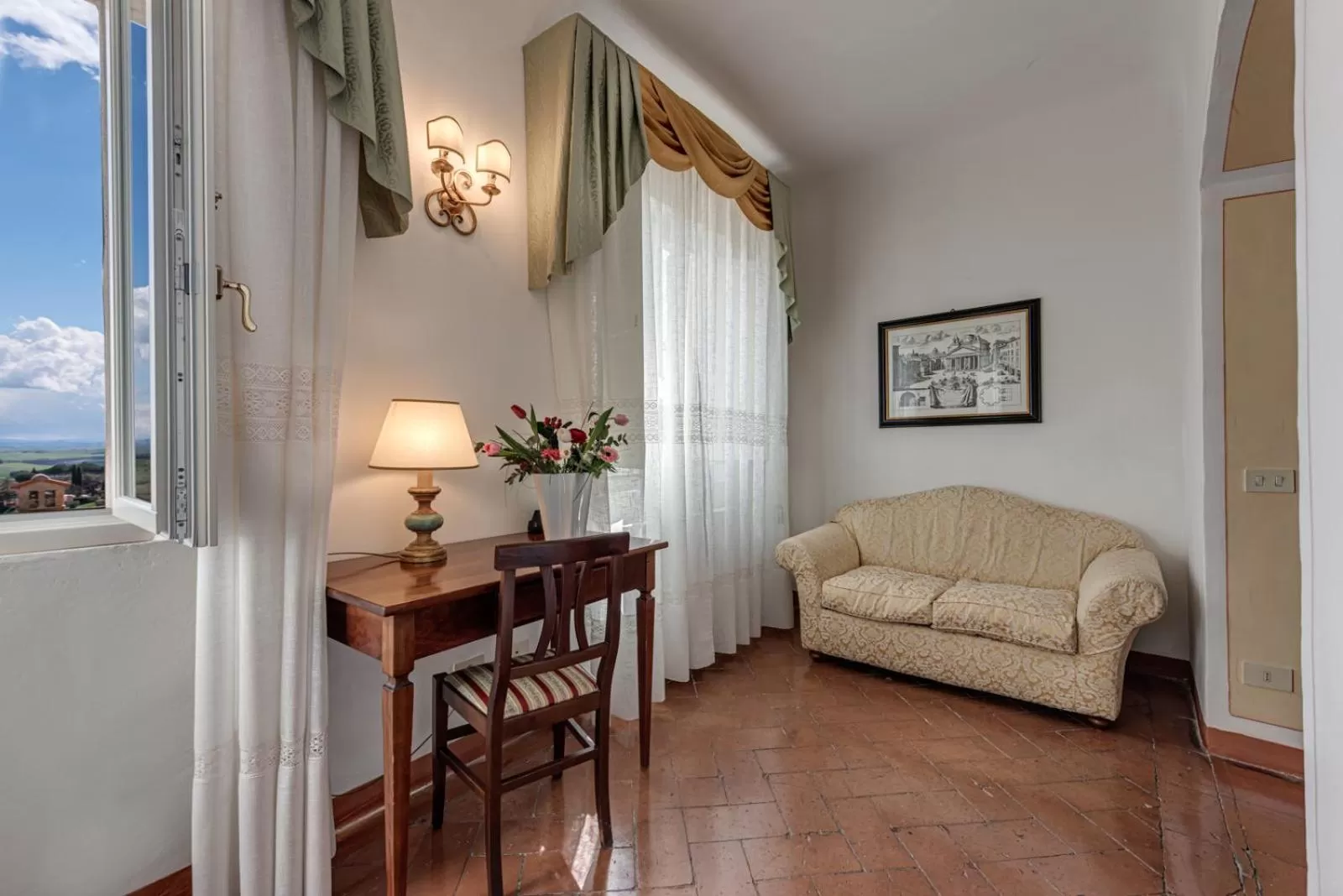 Seating area in Hotel Palazzo di Valli