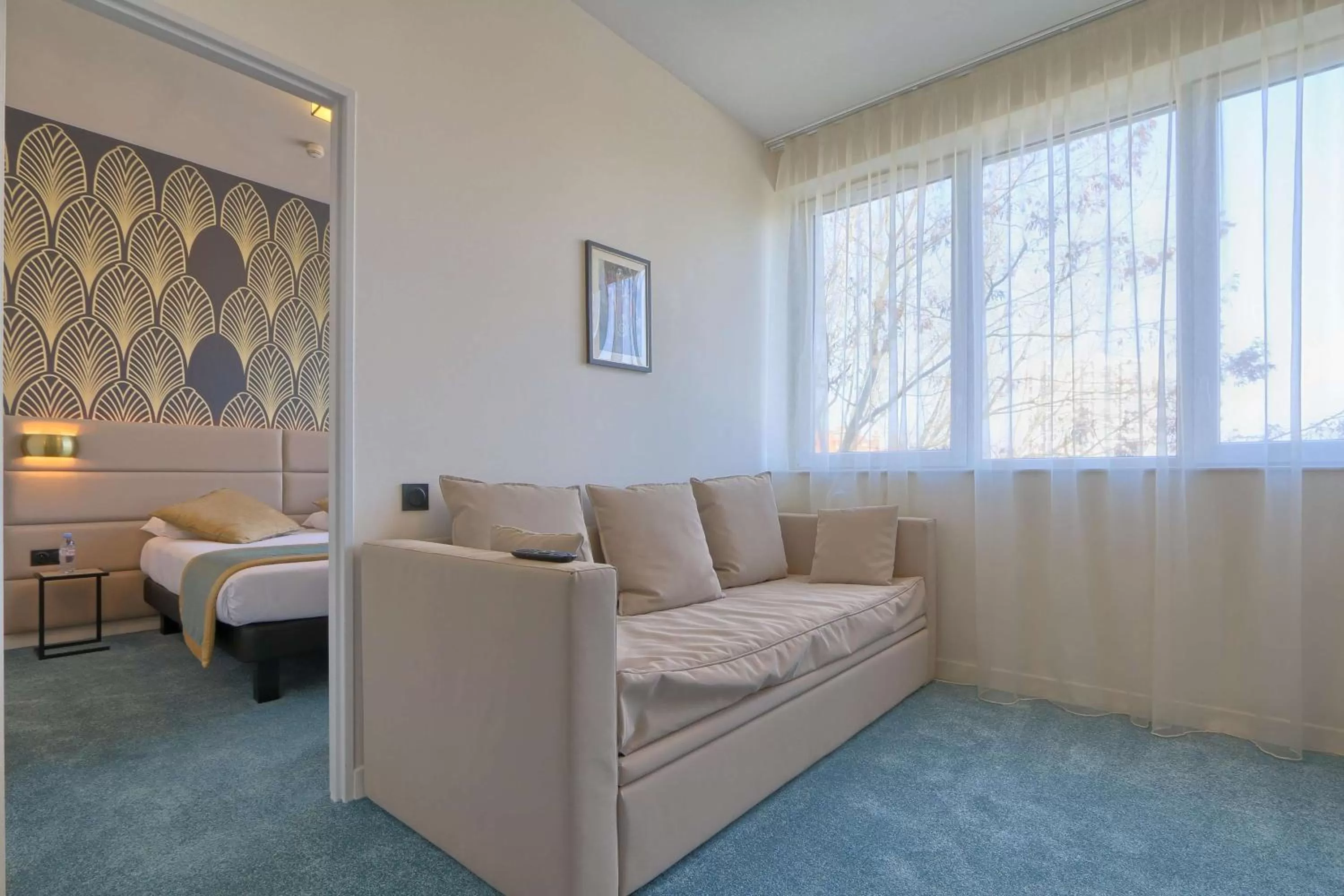 Photo of the whole room, Bed in Best Western Hôtel Journel Paris Sud