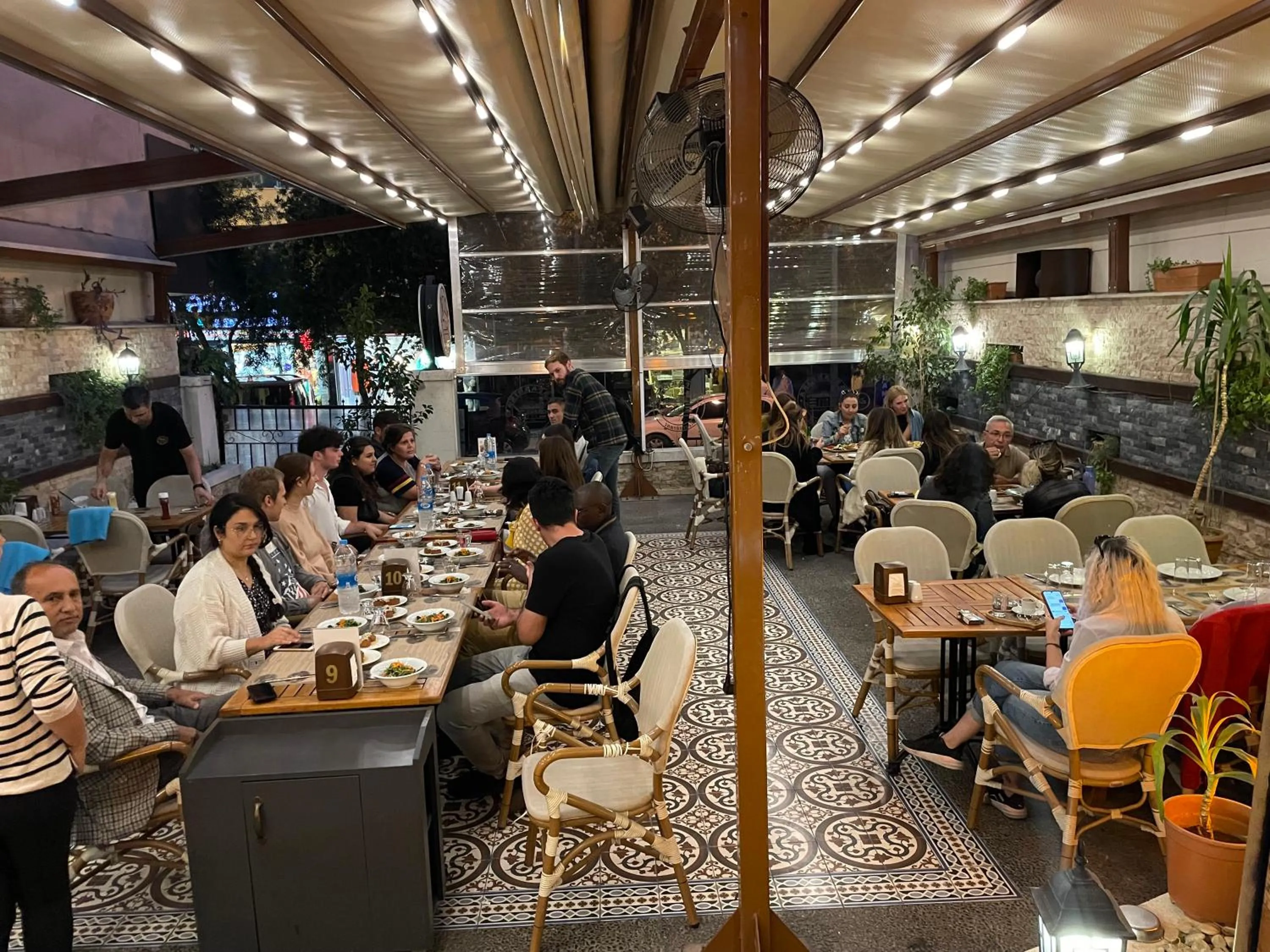 Restaurant/places to eat in Giritligil Hotel