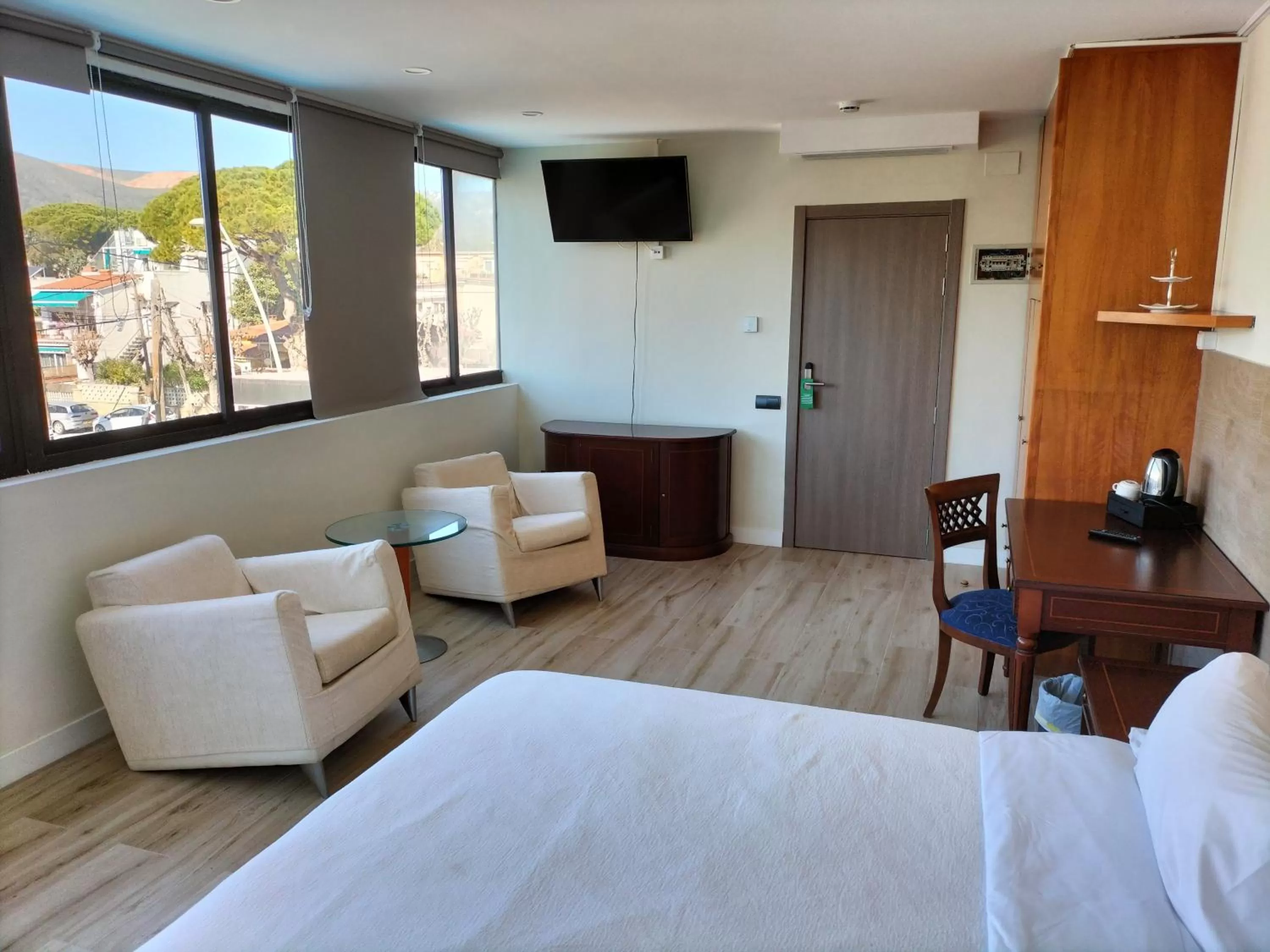 Living room, Bed in Hotel 153