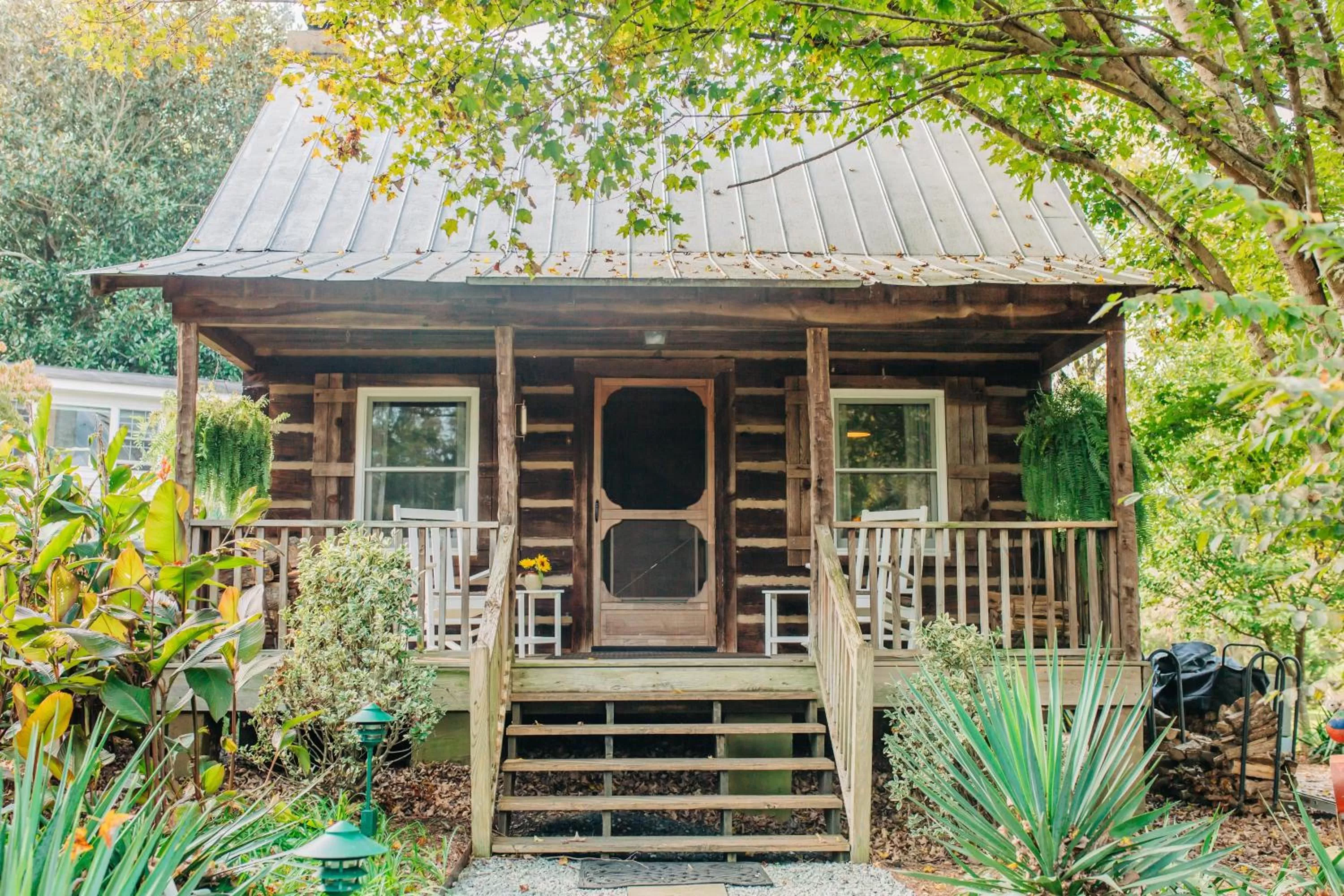 Patio in Arrowhead Inn