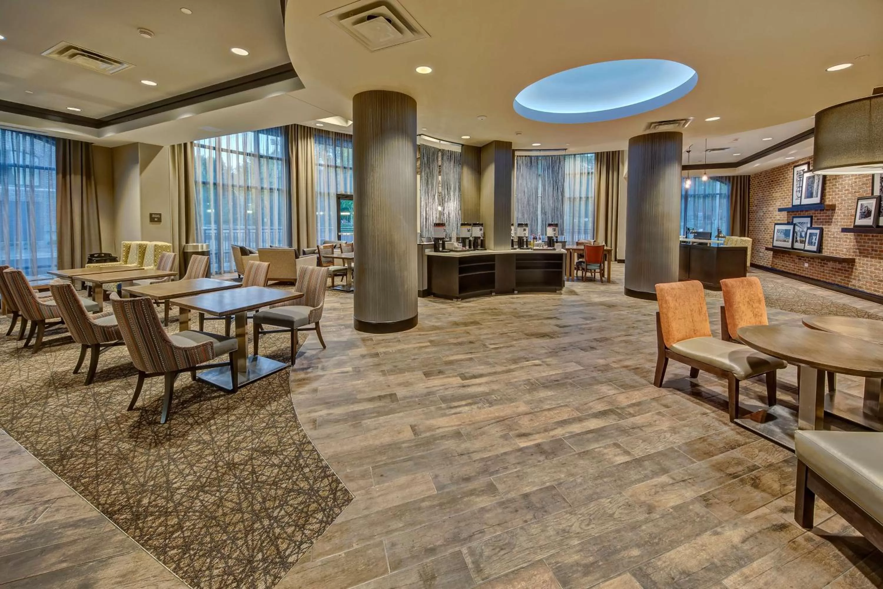 Lobby or reception in Hampton Inn & Suites Memphis Germantown