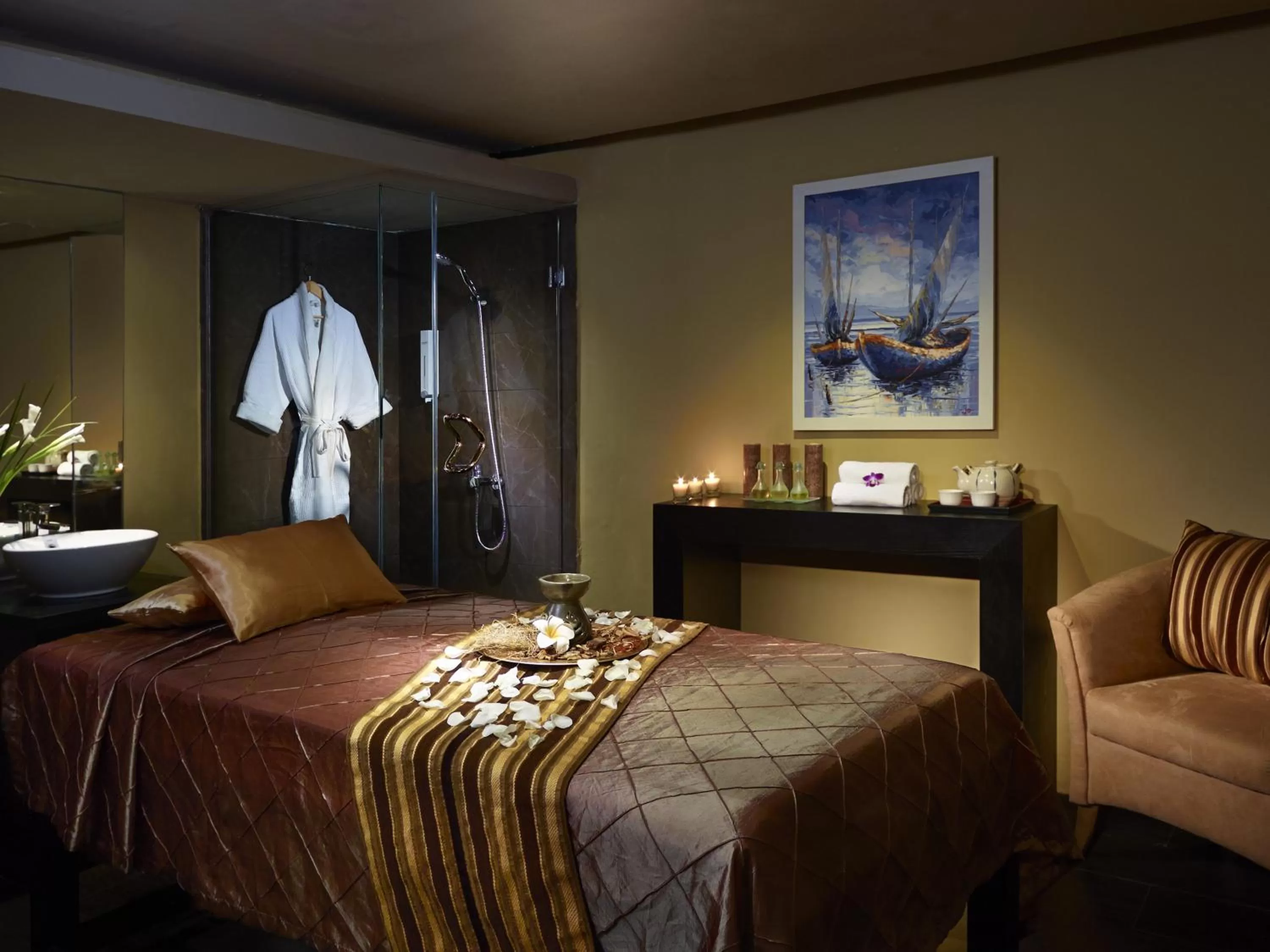 Massage, Bed in Millennium Hotel Sirih Jakarta