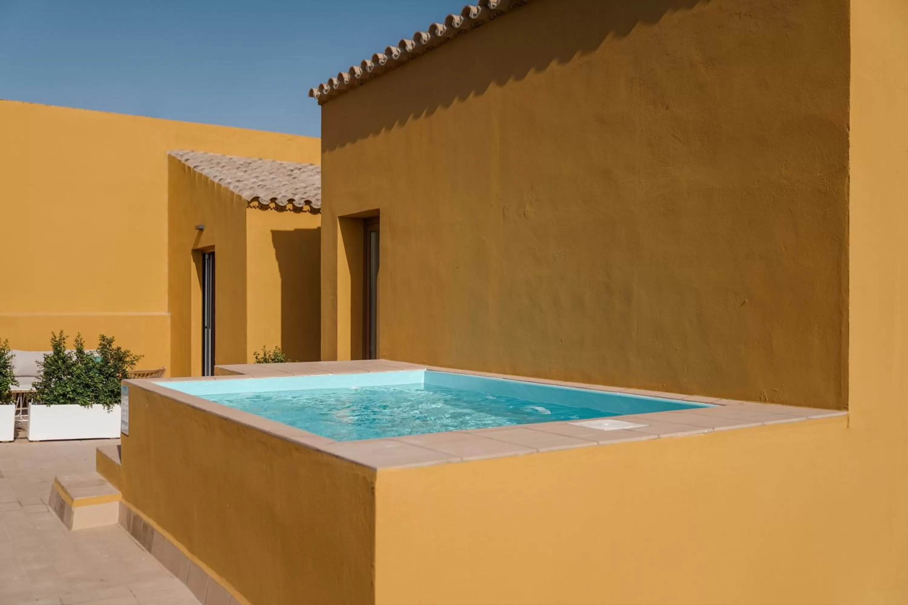 Swimming pool in Numa Seville Prestigio