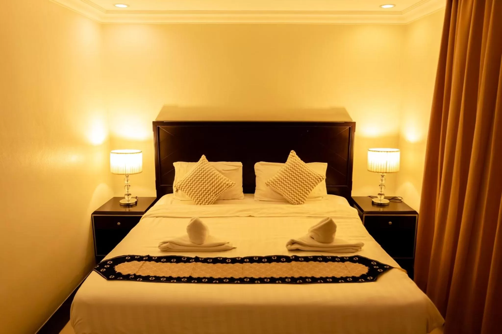 Bed in Ivory Palace Hotel